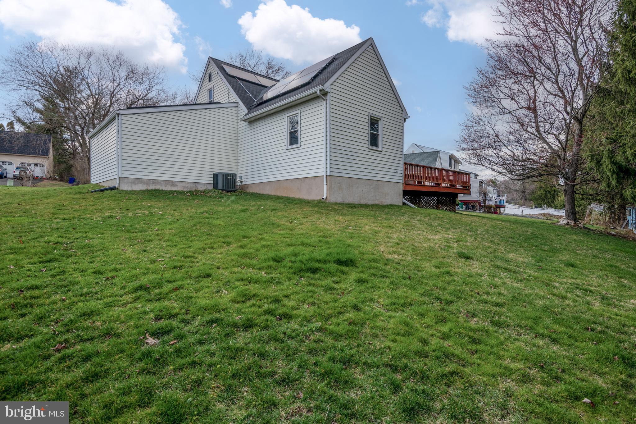 JEFFERSON SQUARE - Residential