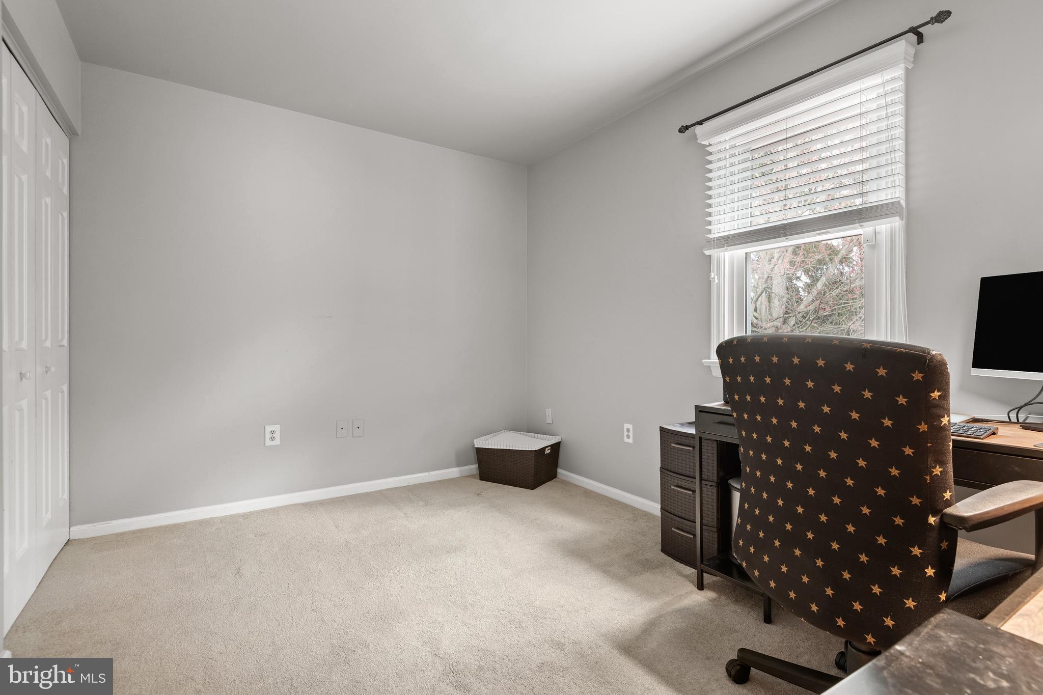 JEFFERSON SQUARE - Residential