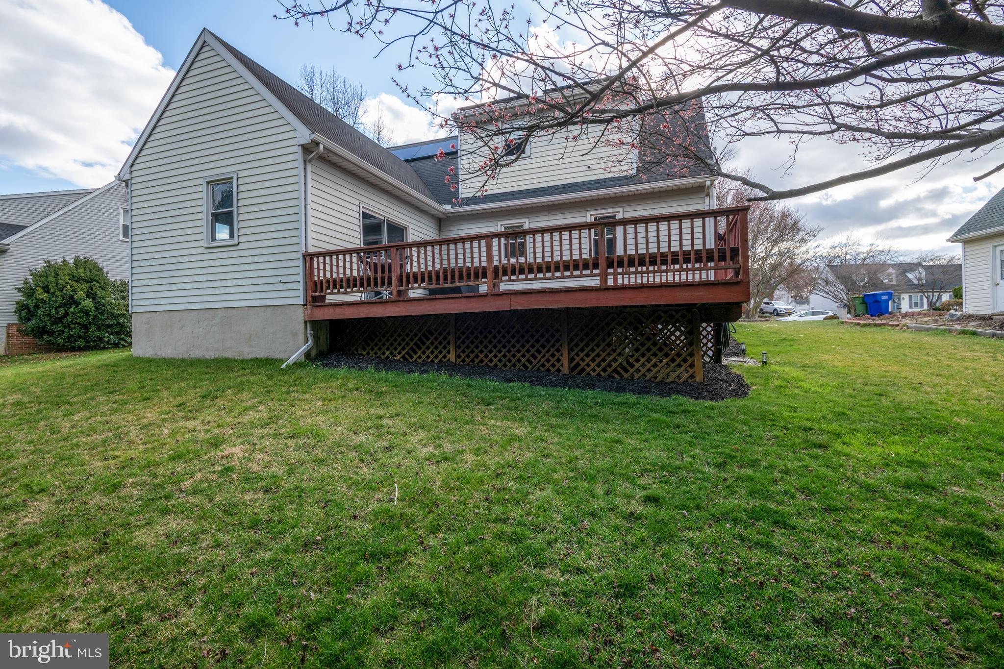 JEFFERSON SQUARE - Residential