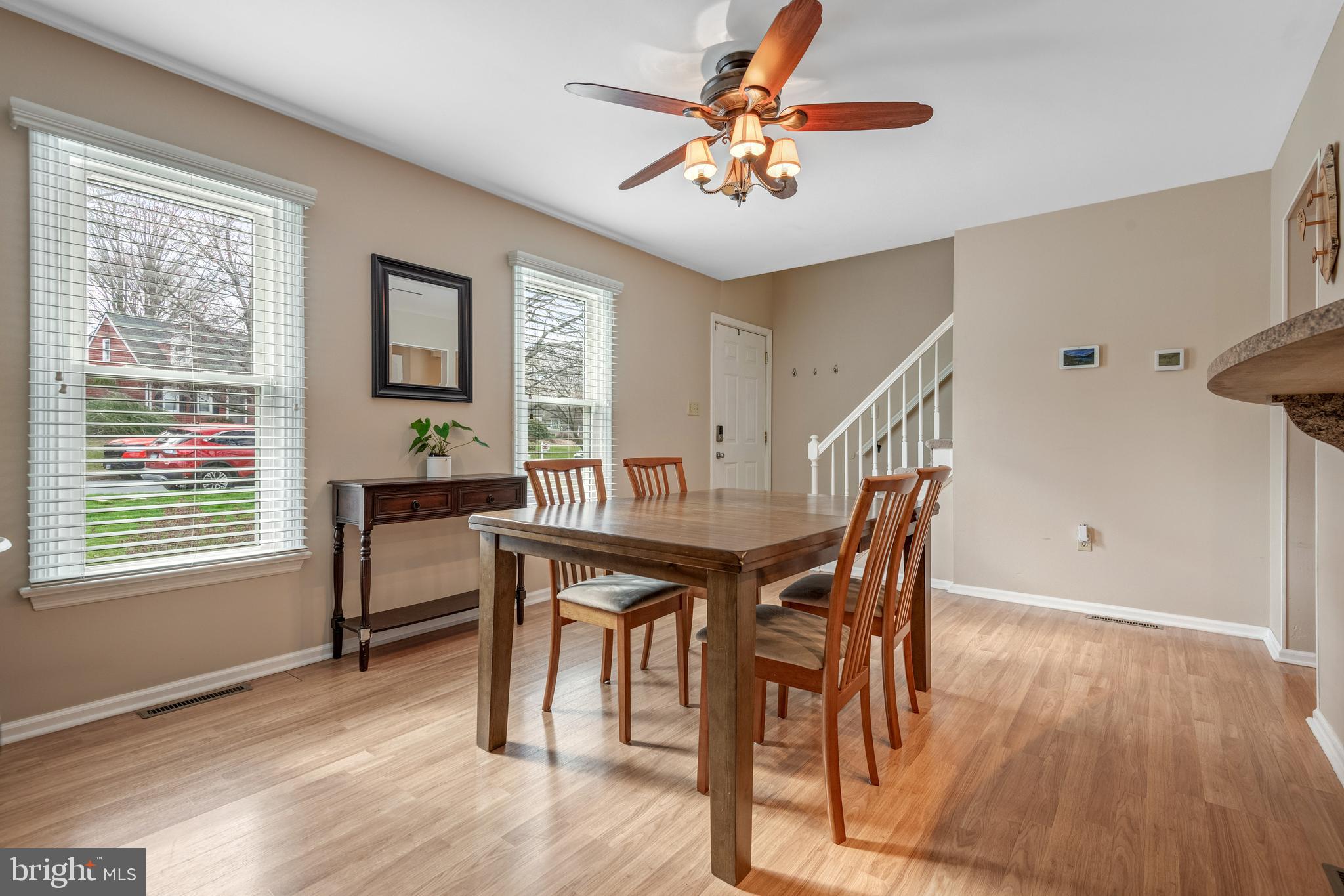 JEFFERSON SQUARE - Residential