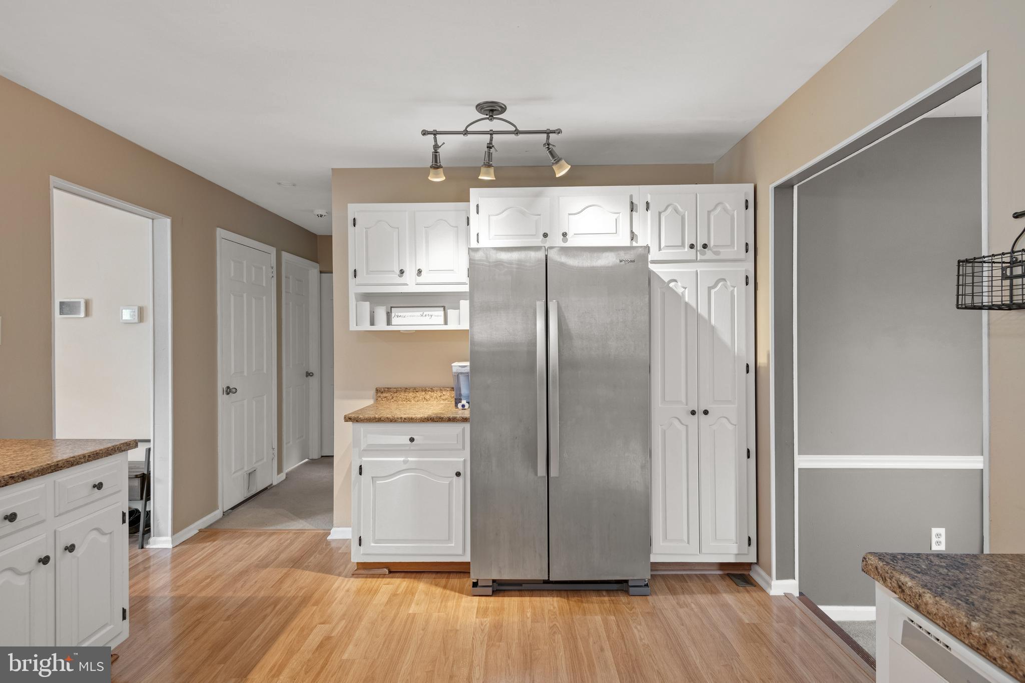 JEFFERSON SQUARE - Residential