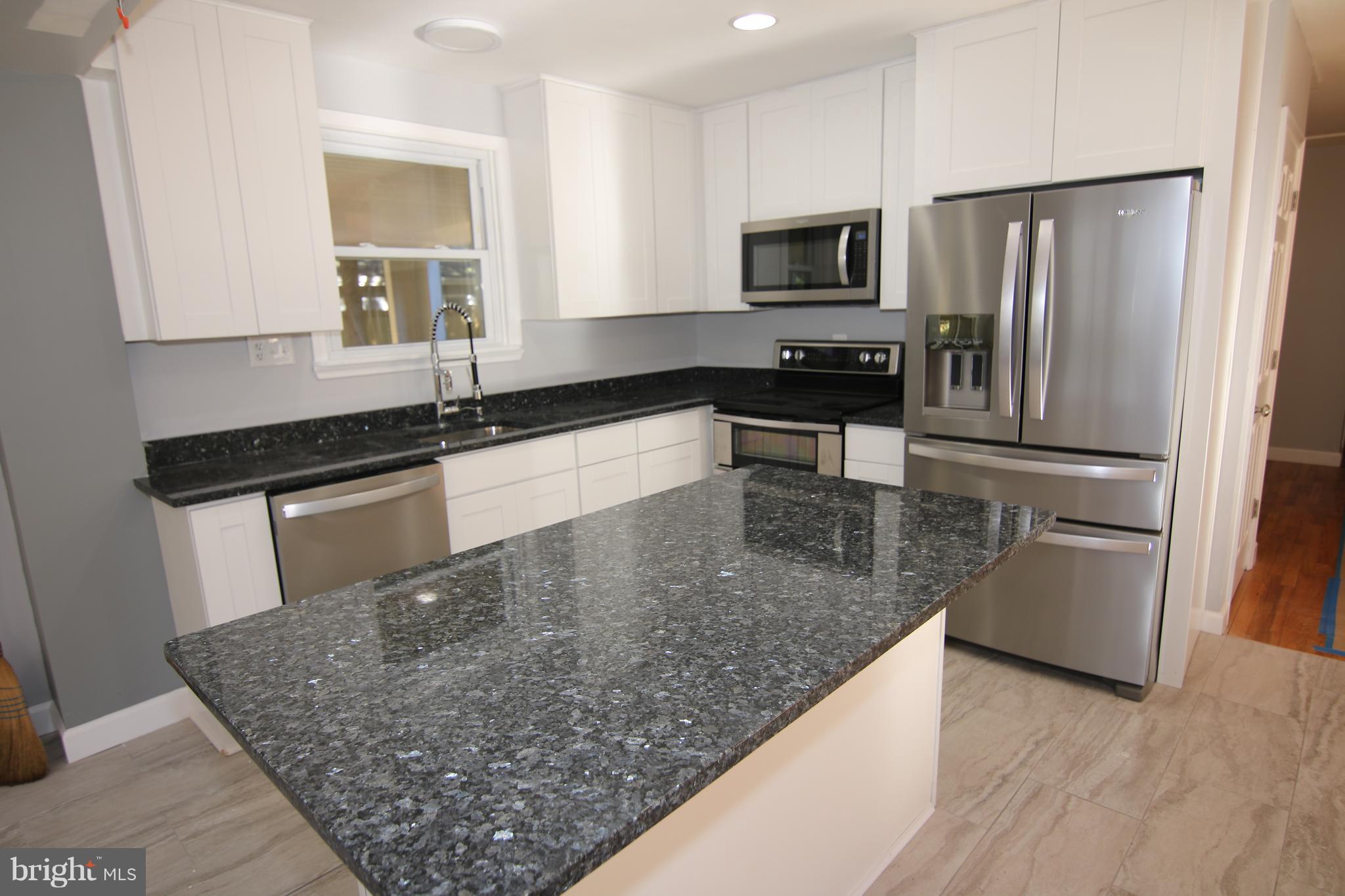 BEACON HILL - Residential