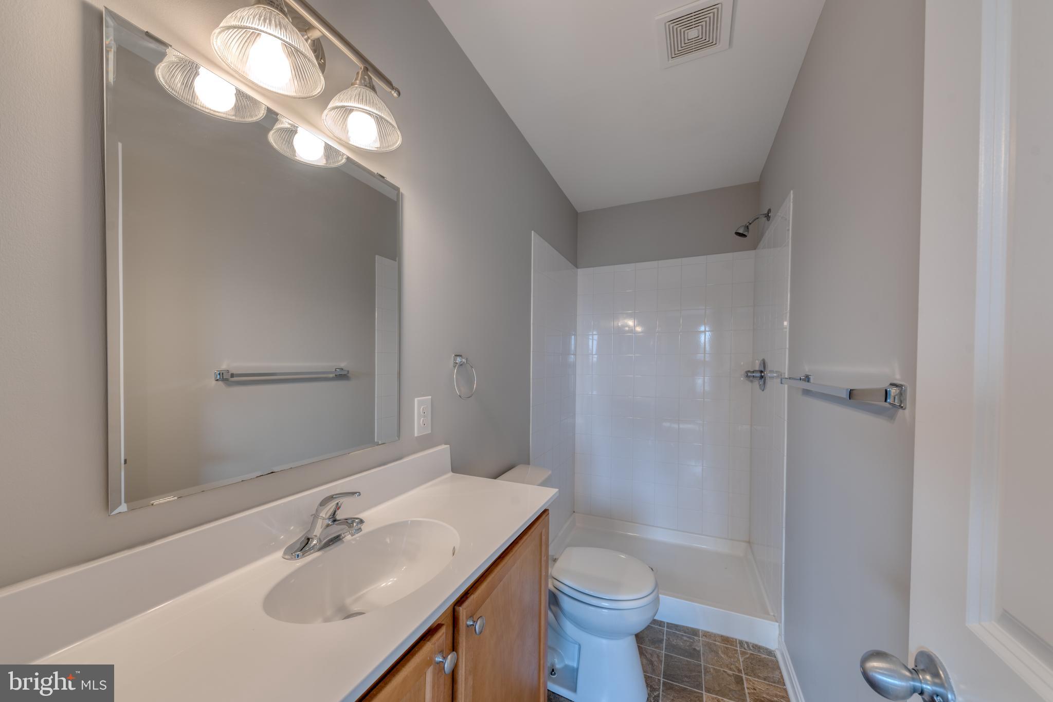 ATHENA SQUARE - Residential