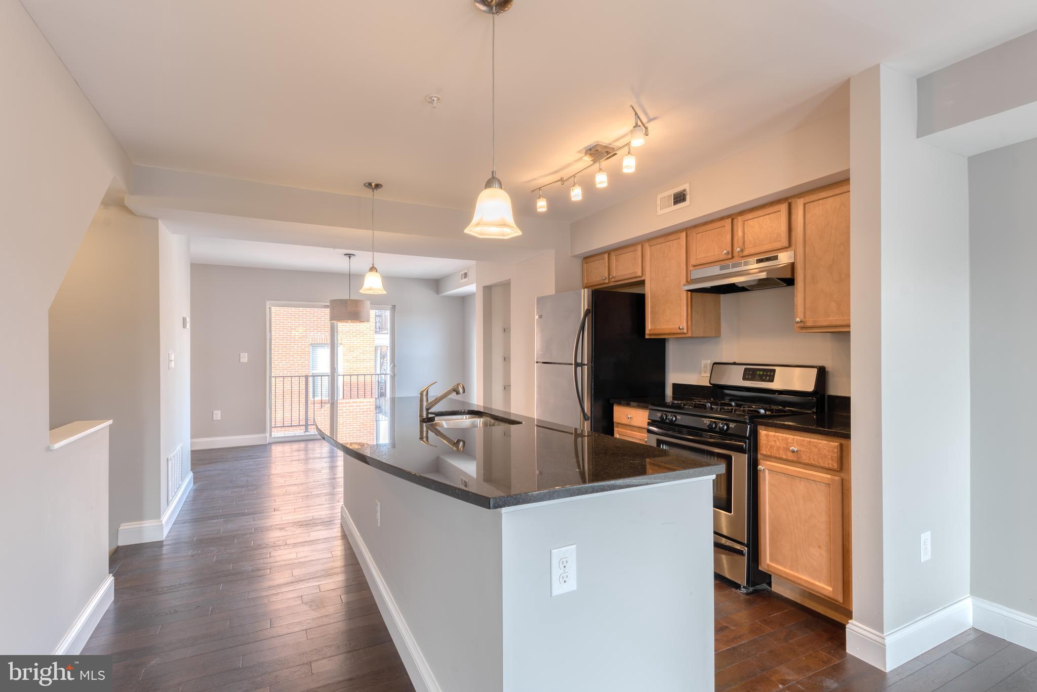 ATHENA SQUARE - Residential