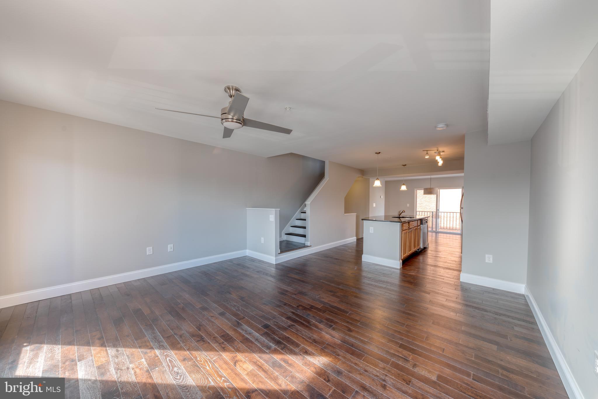 ATHENA SQUARE - Residential