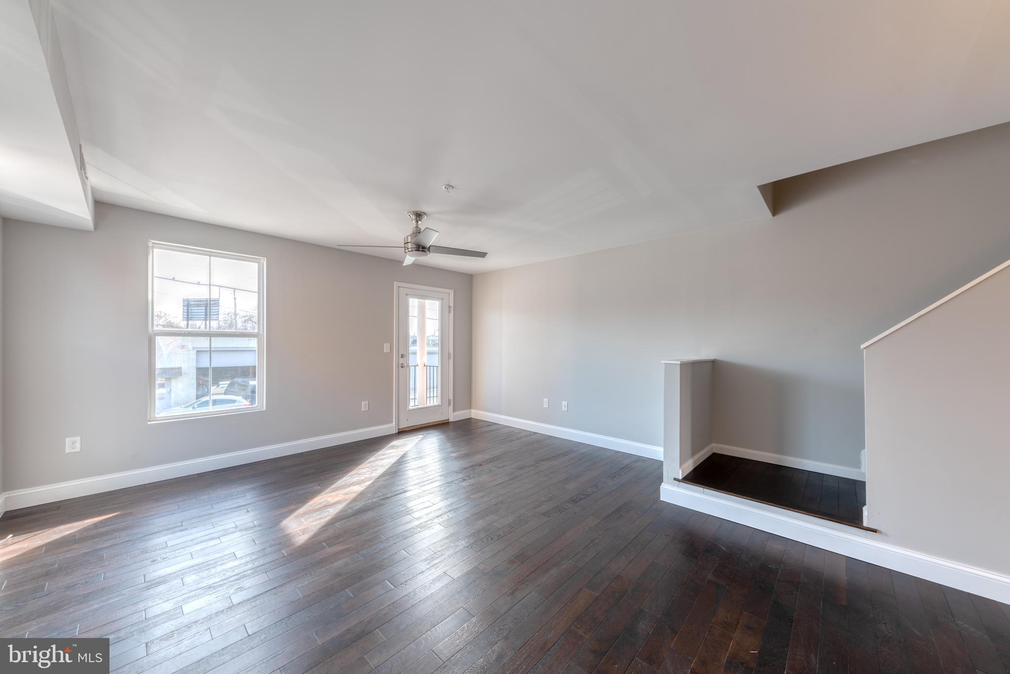 ATHENA SQUARE - Residential