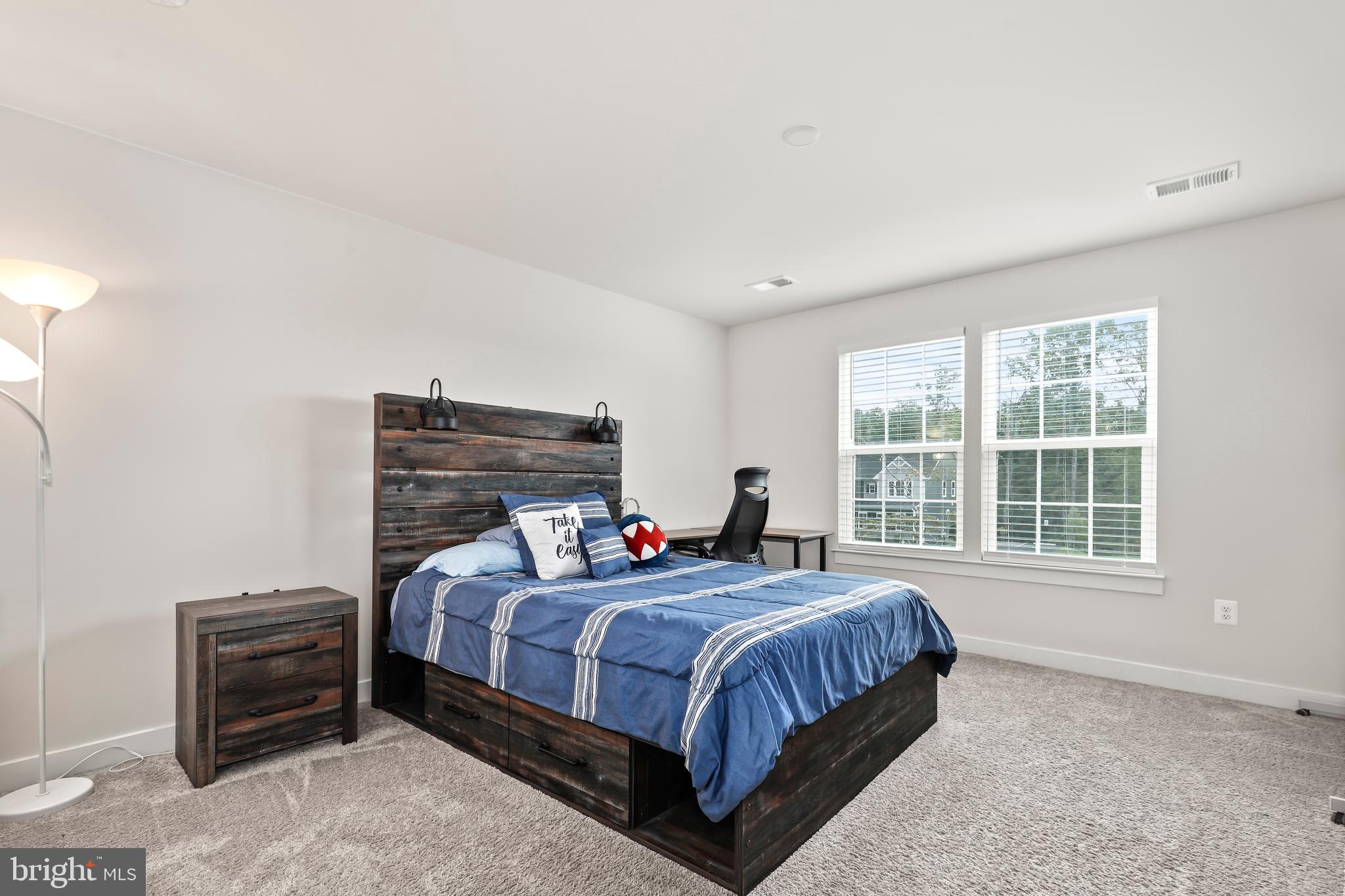 FAWN LAKE - Residential