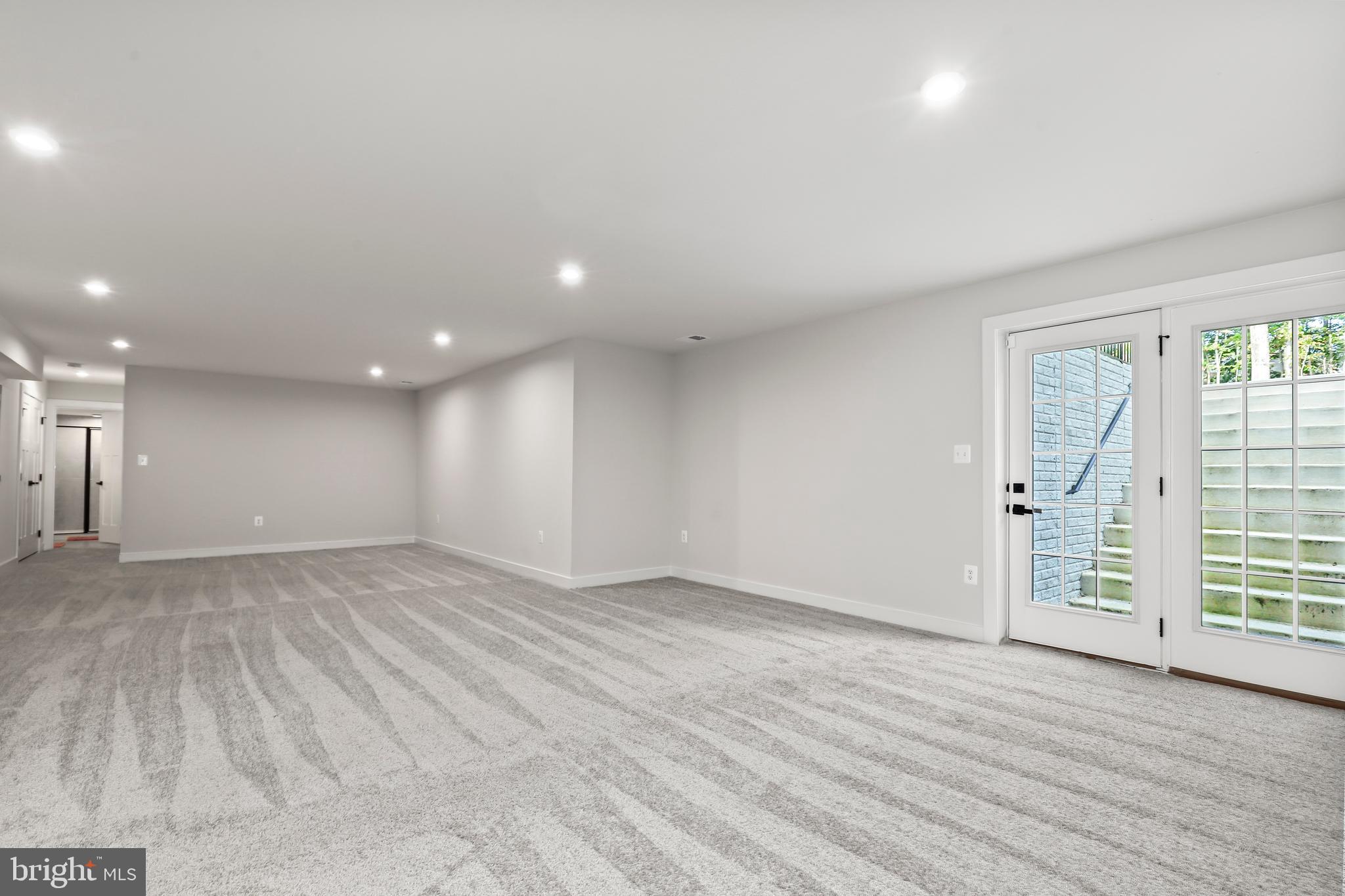 FAWN LAKE - Residential