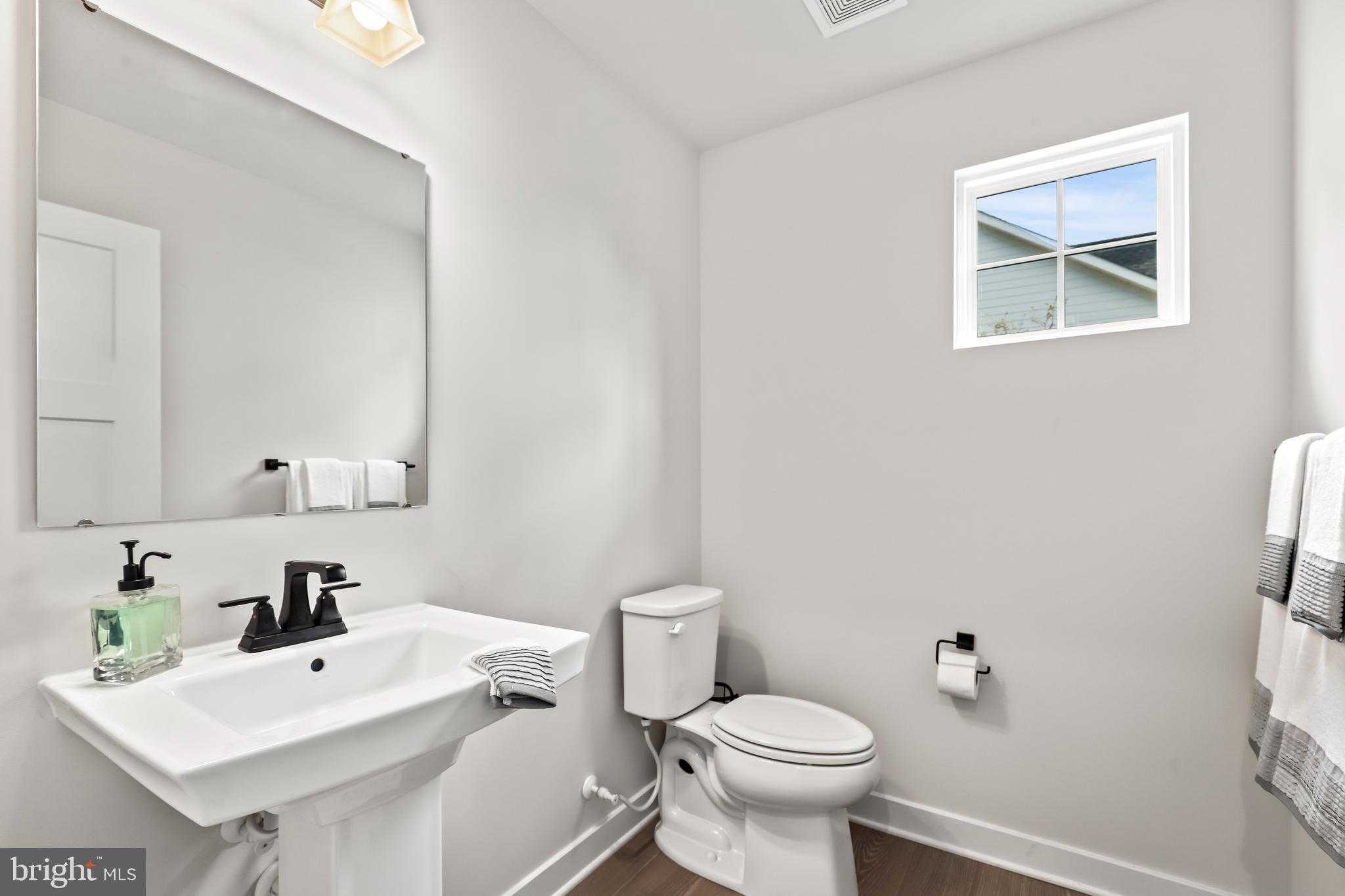 FAWN LAKE - Residential