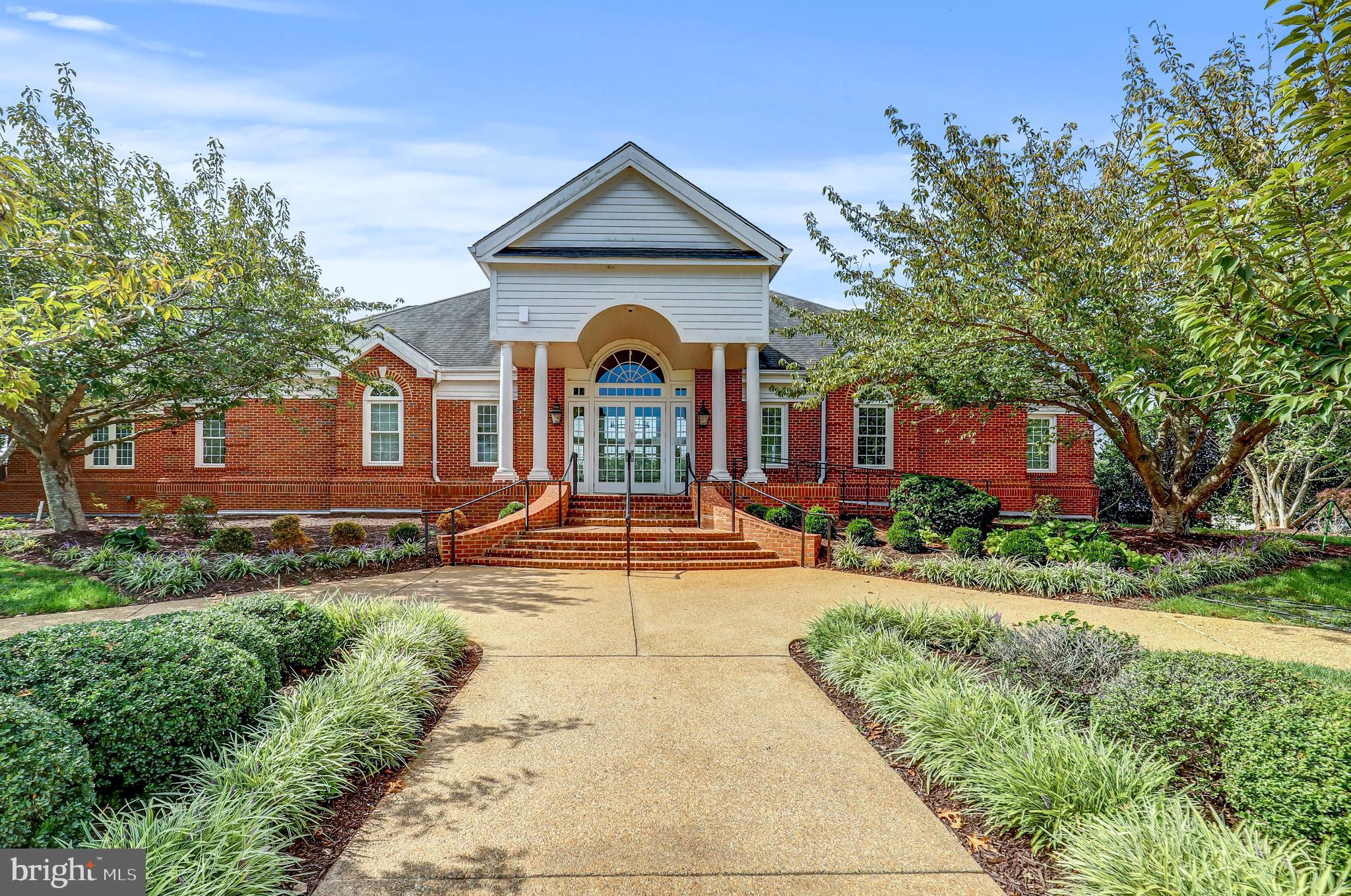 FAWN LAKE - Residential
