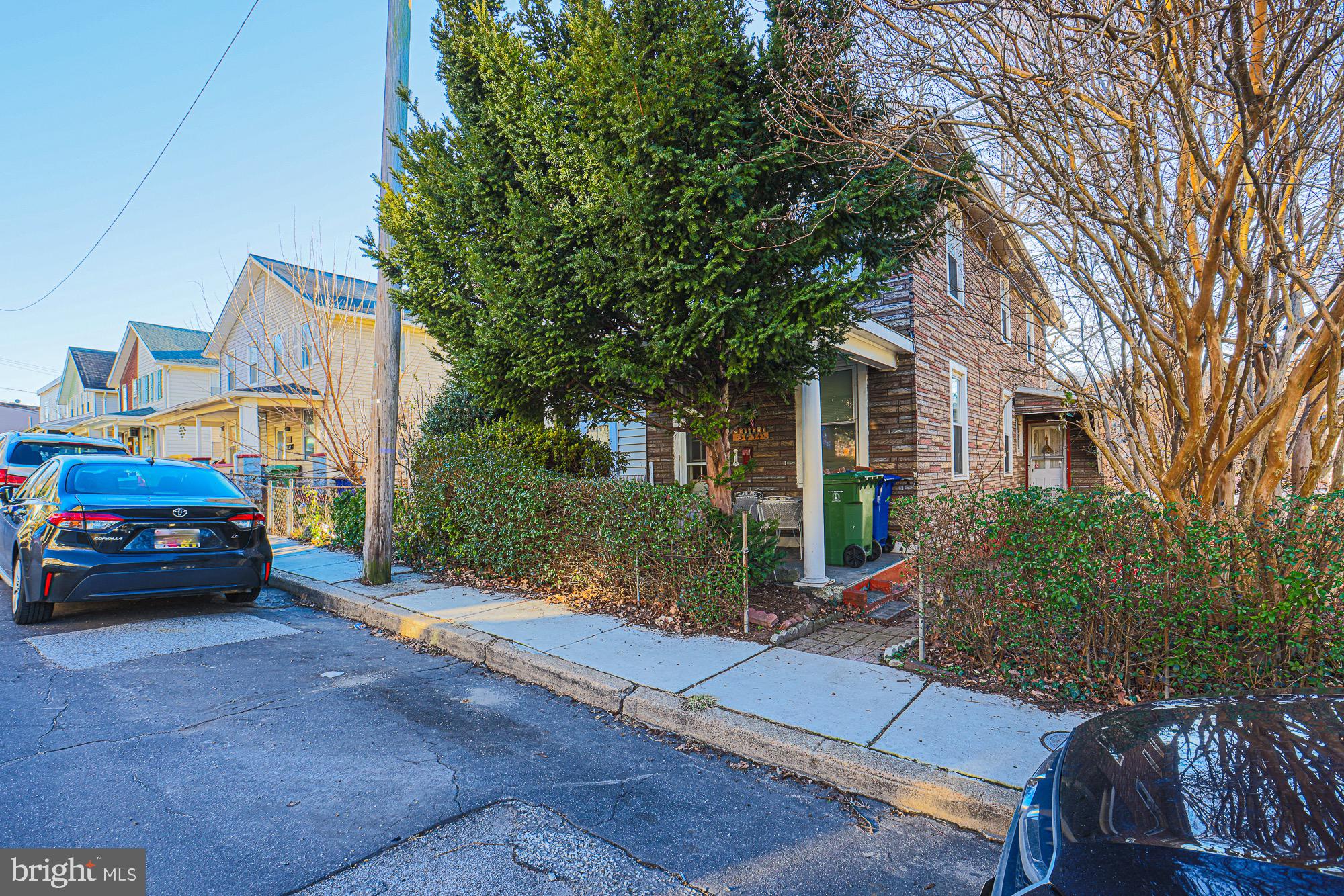 HAMPDEN HISTORIC DISTRICT - Residential