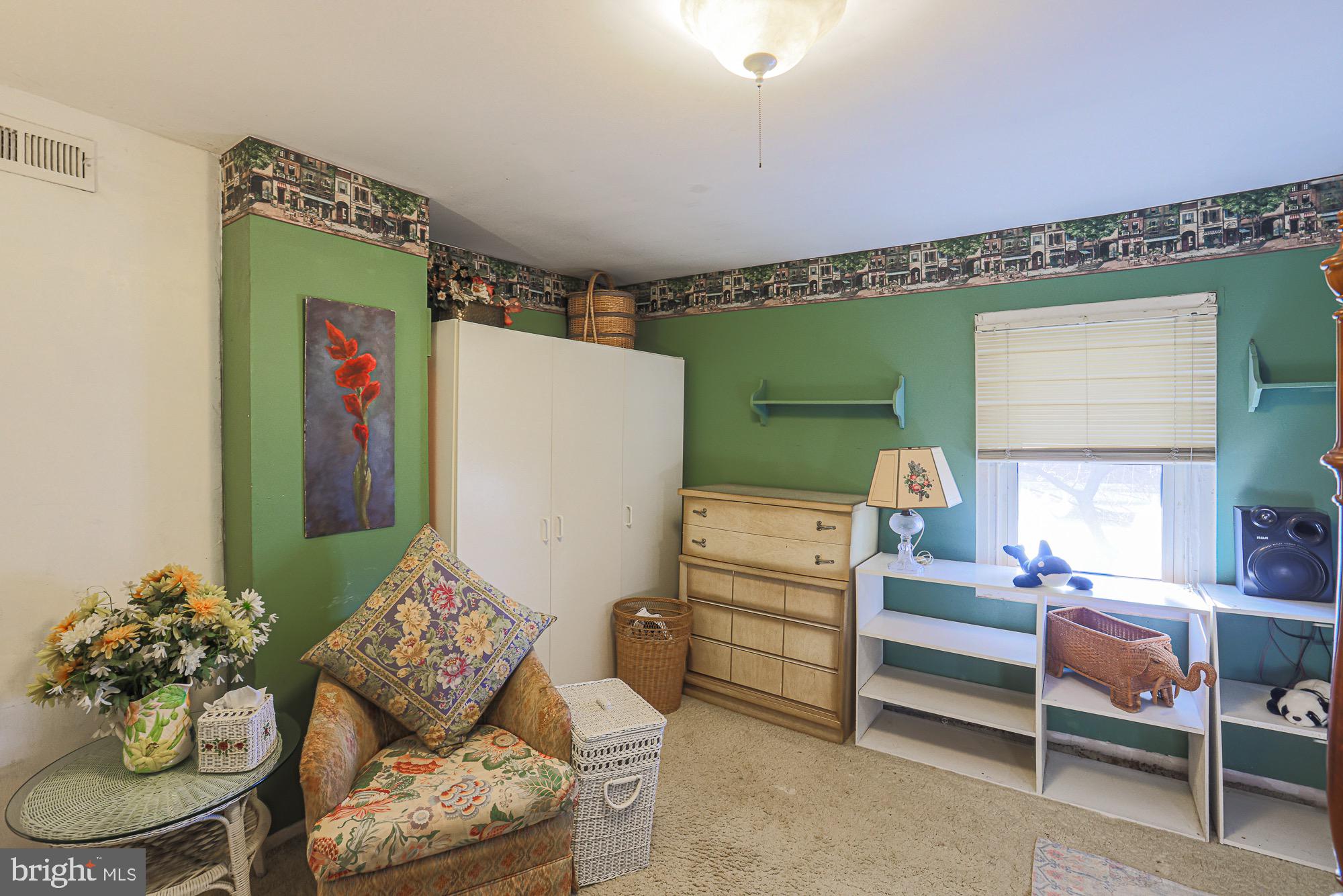 HAMPDEN HISTORIC DISTRICT - Residential