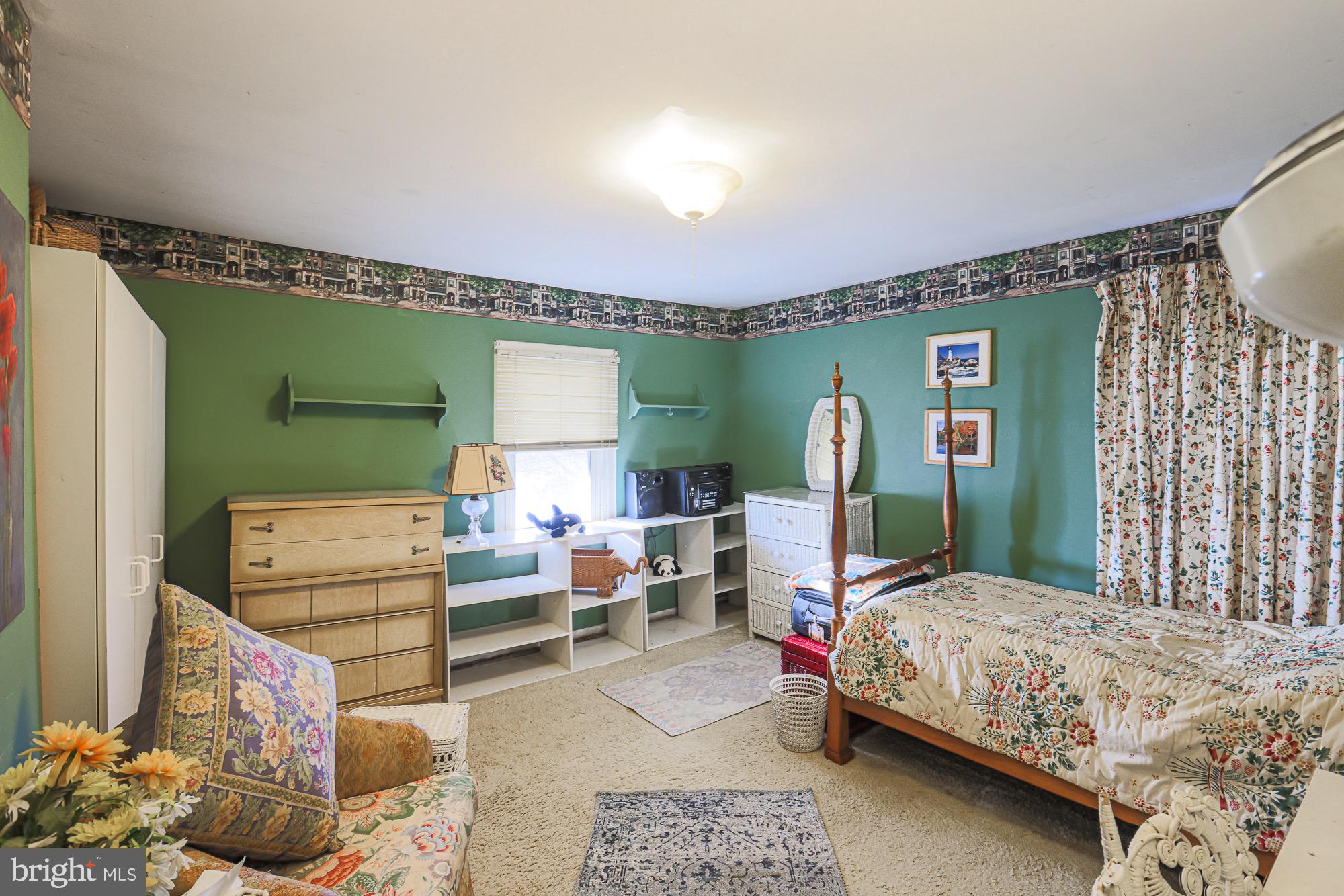 HAMPDEN HISTORIC DISTRICT - Residential