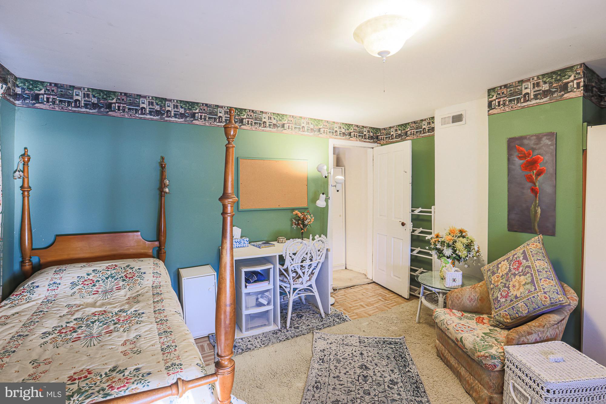 HAMPDEN HISTORIC DISTRICT - Residential