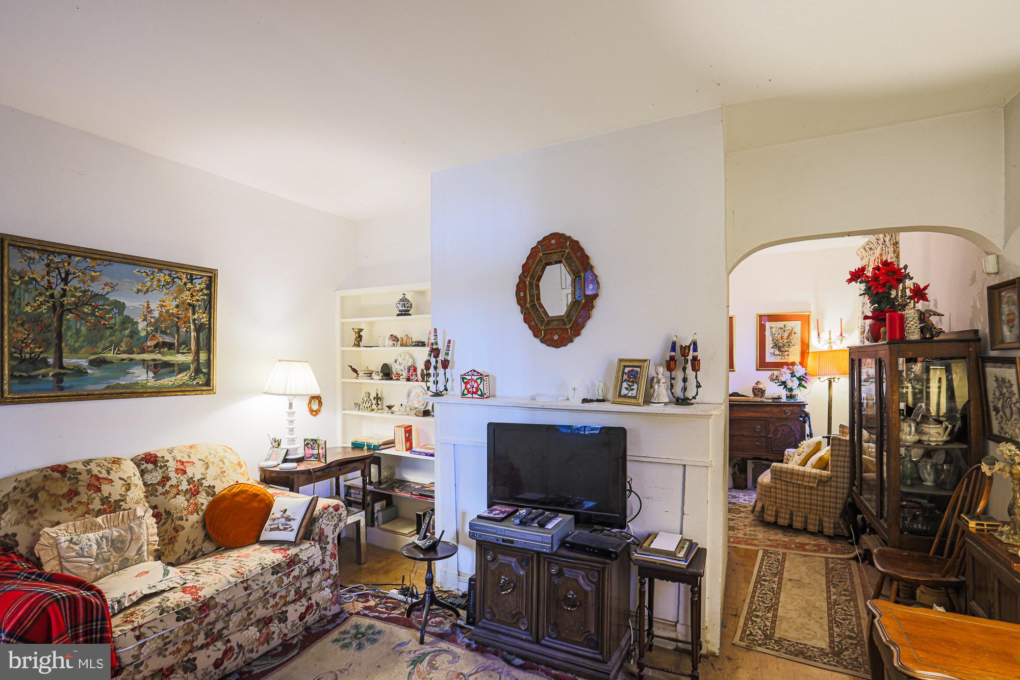 HAMPDEN HISTORIC DISTRICT - Residential