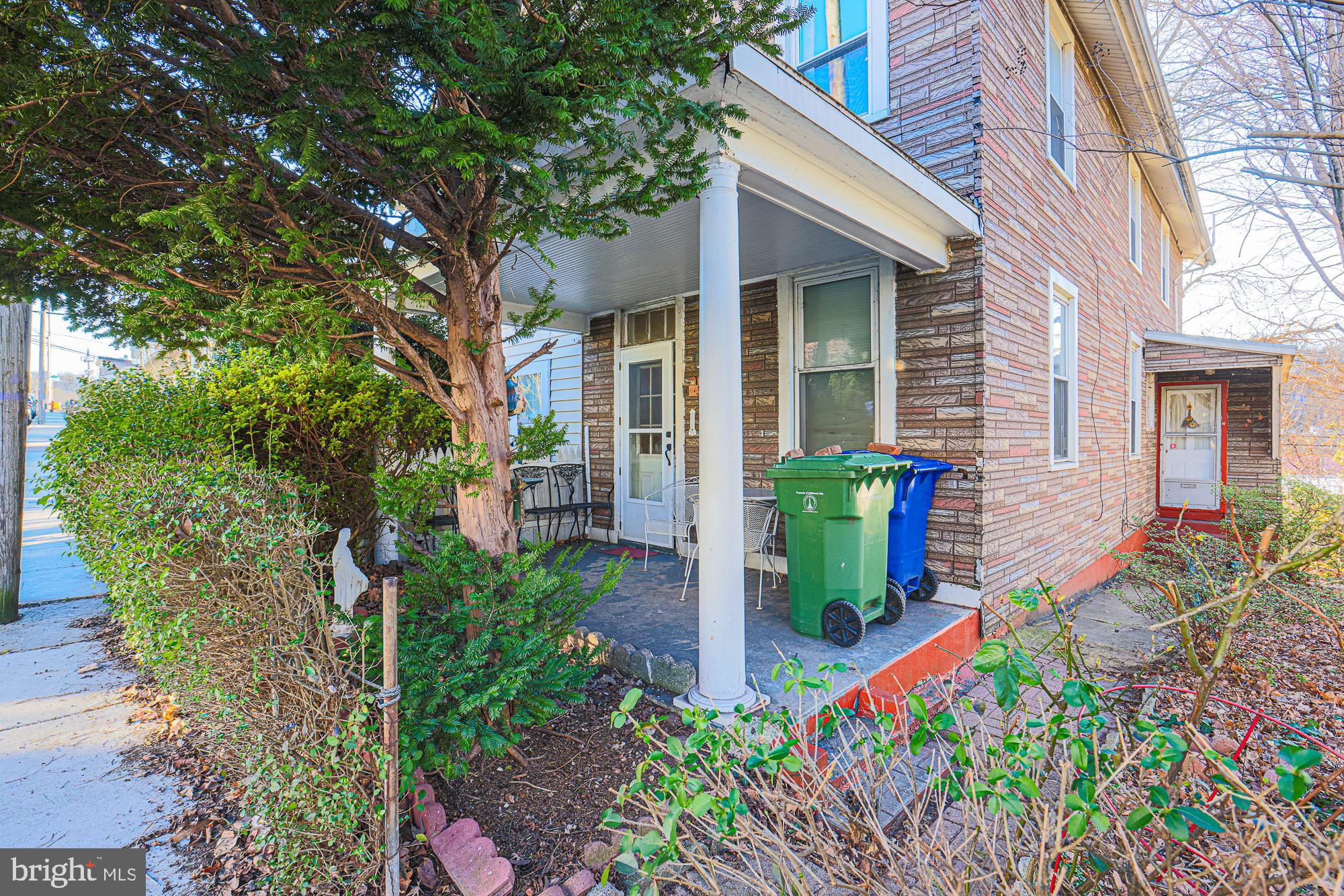 HAMPDEN HISTORIC DISTRICT - Residential
