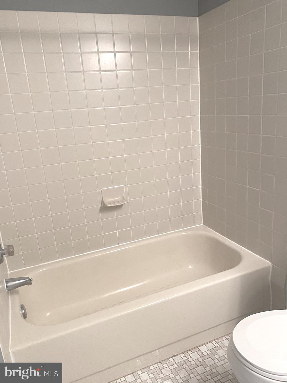 CAROUSEL STATION - Residential