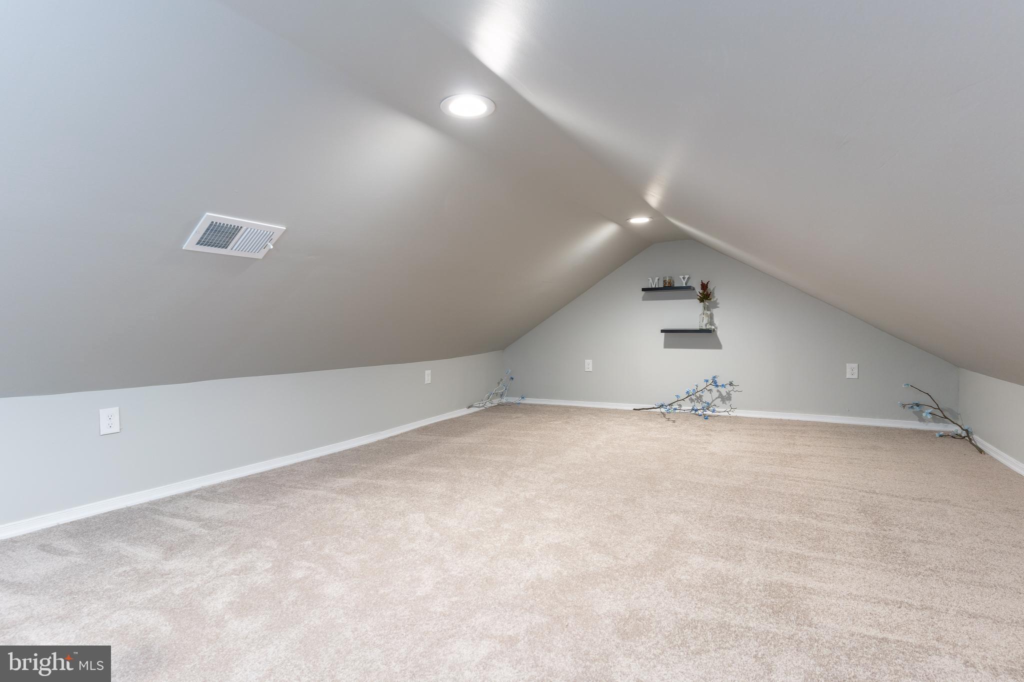 HIGHVIEW PARK - Residential