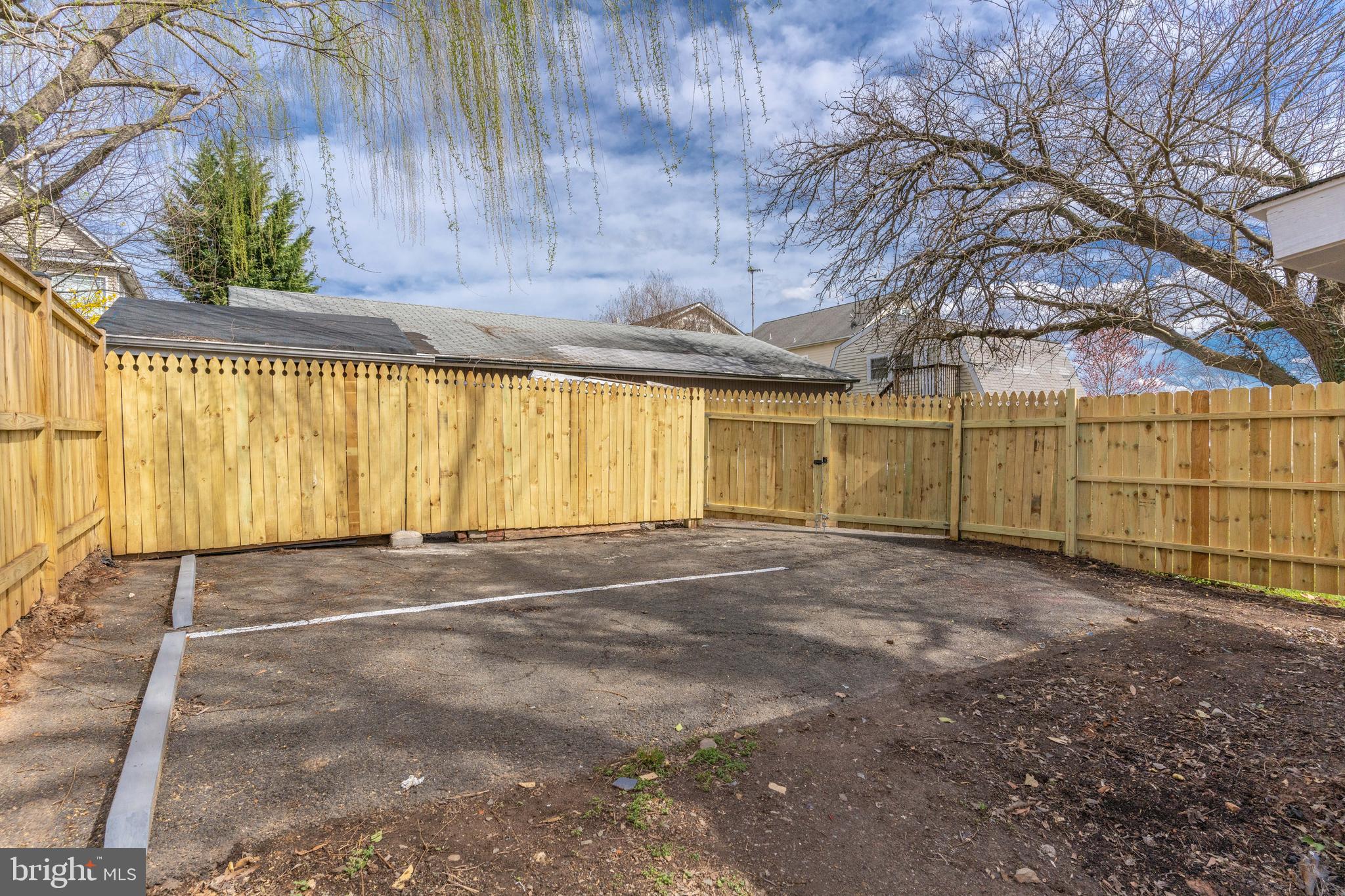 HIGHVIEW PARK - Residential