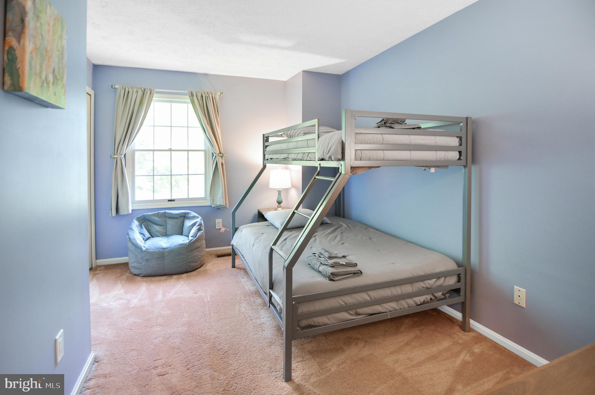 BAY COUNTRY - Residential Lease