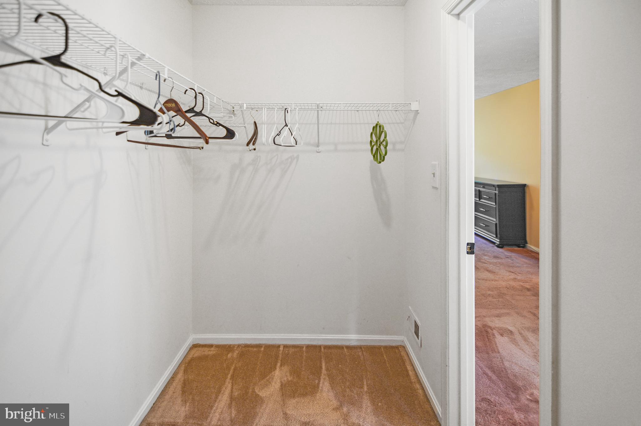 BAY COUNTRY - Residential Lease