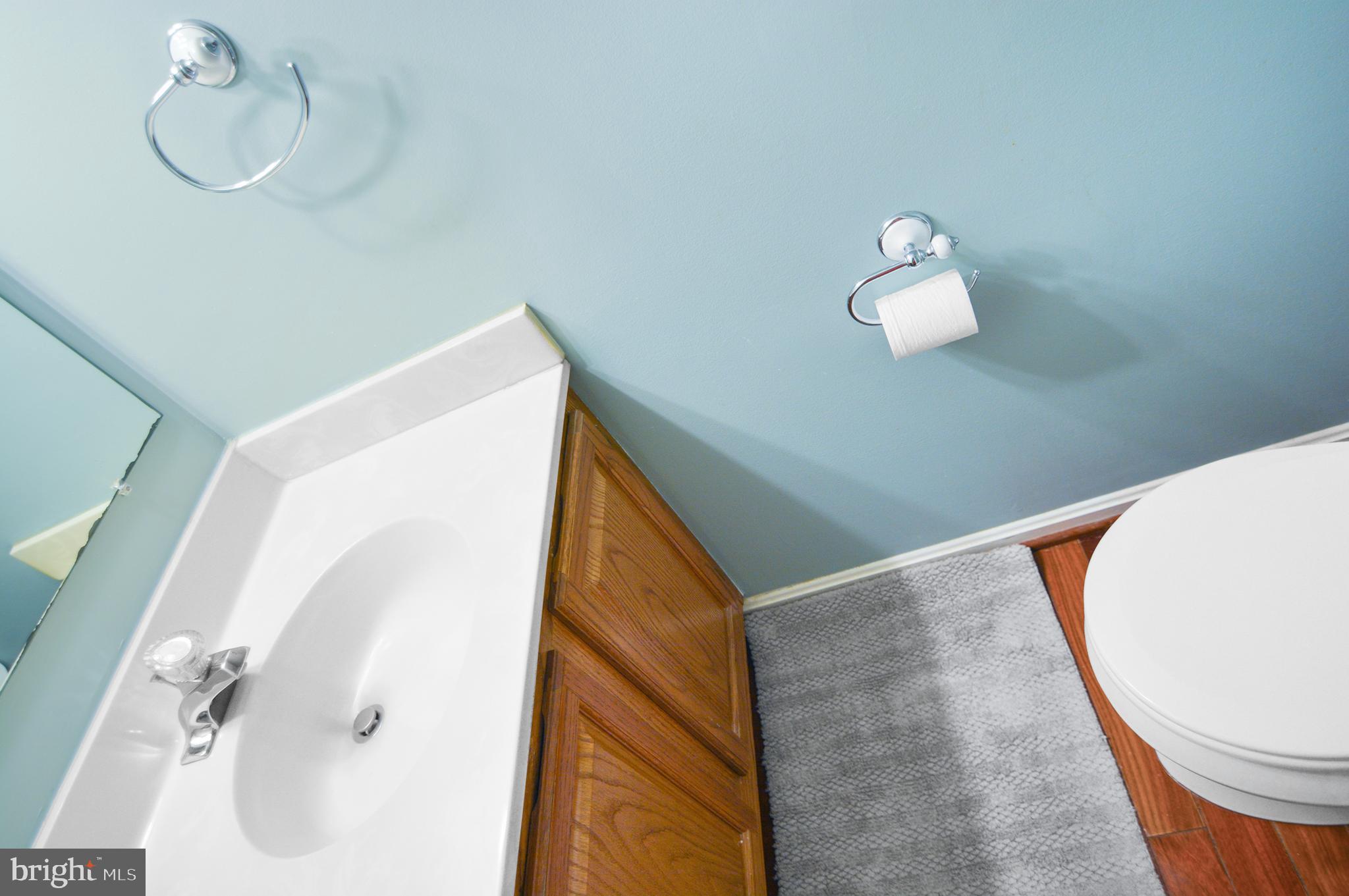 BAY COUNTRY - Residential Lease