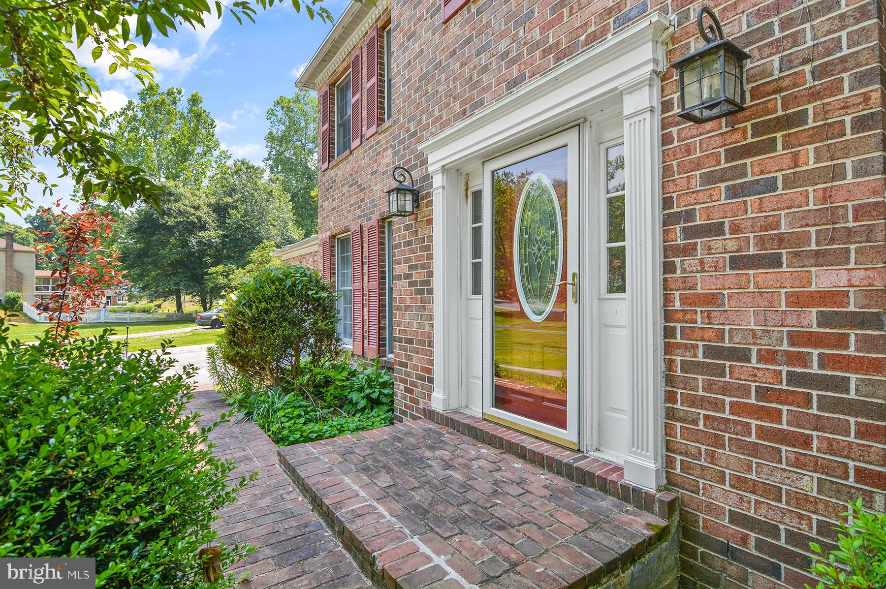 BAY COUNTRY - Residential Lease