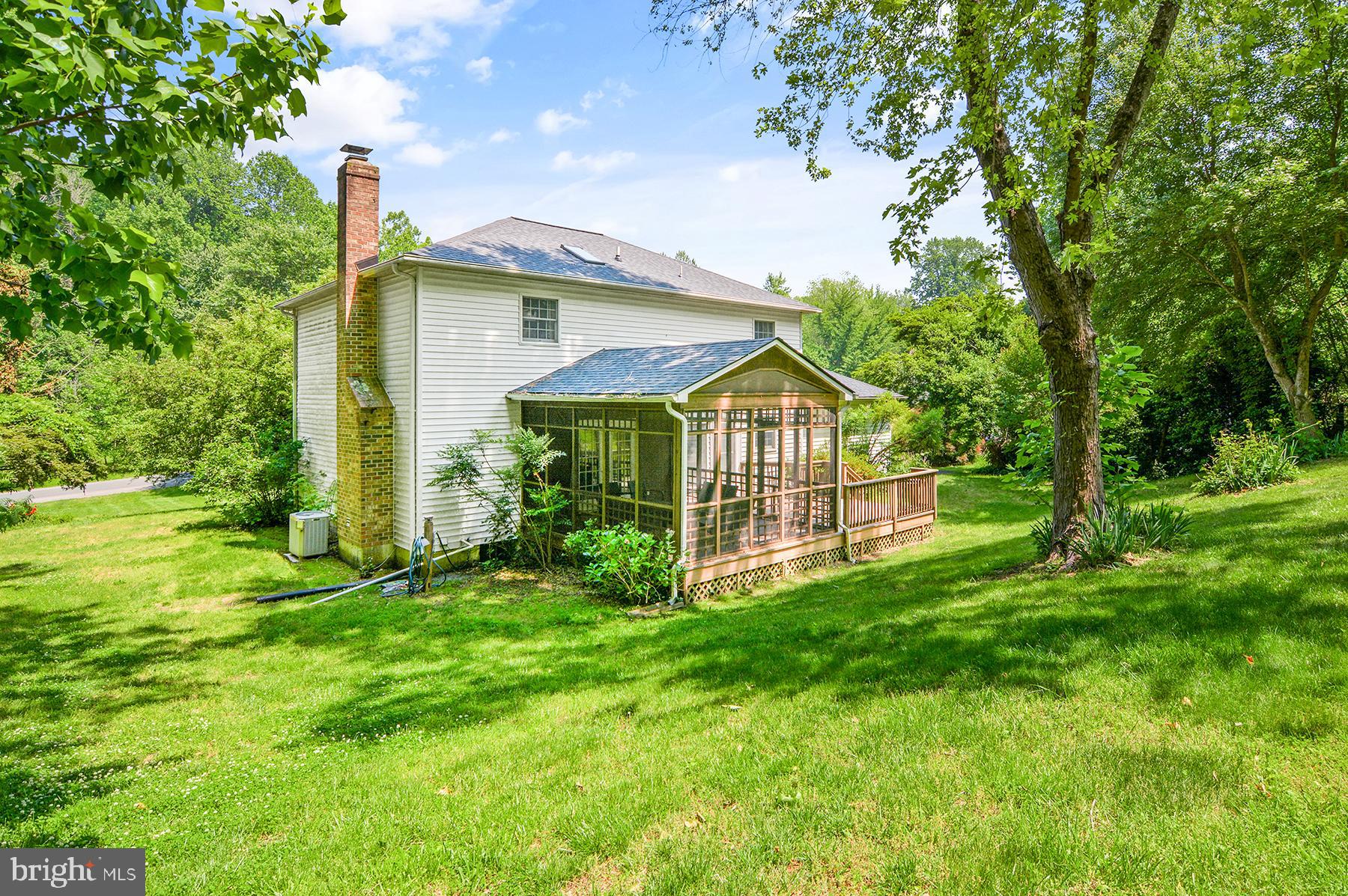 BAY COUNTRY - Residential Lease