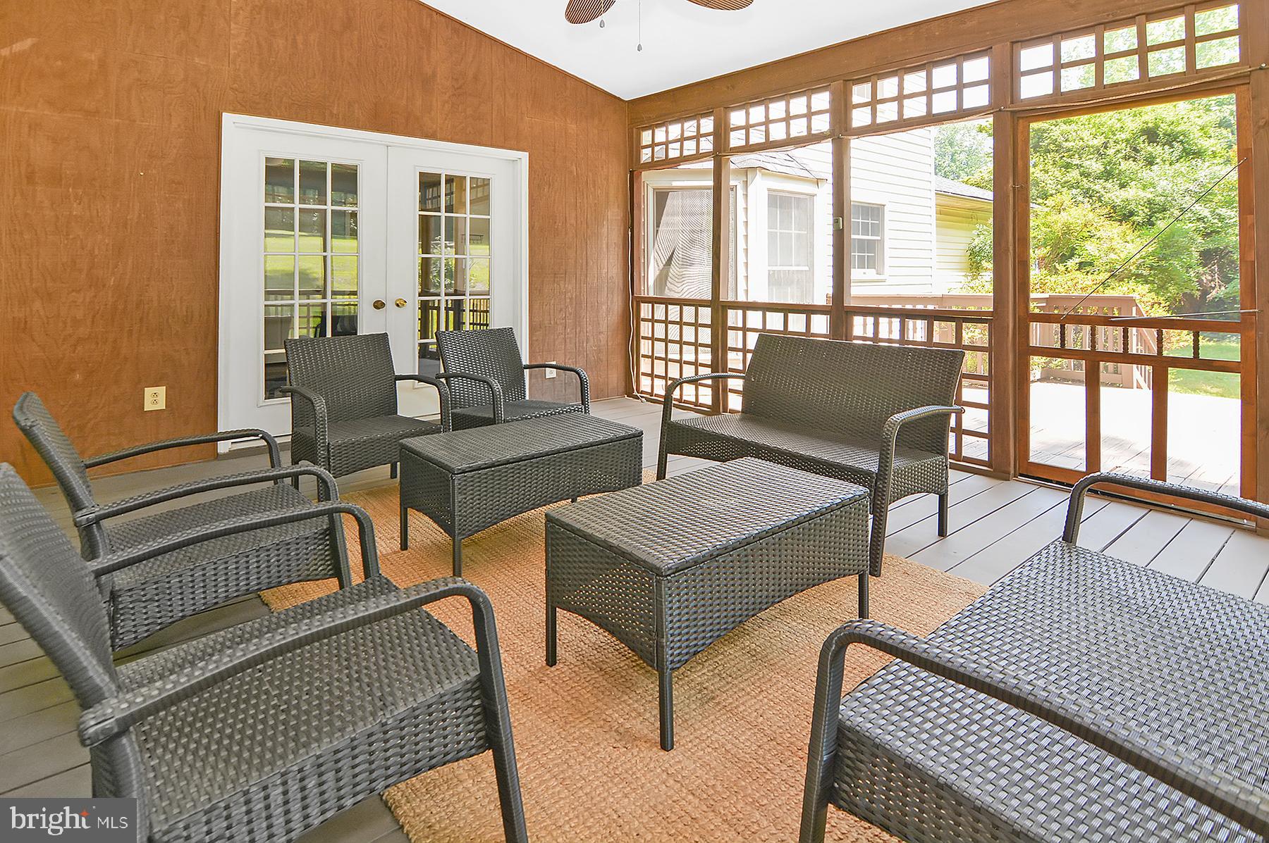 BAY COUNTRY - Residential Lease