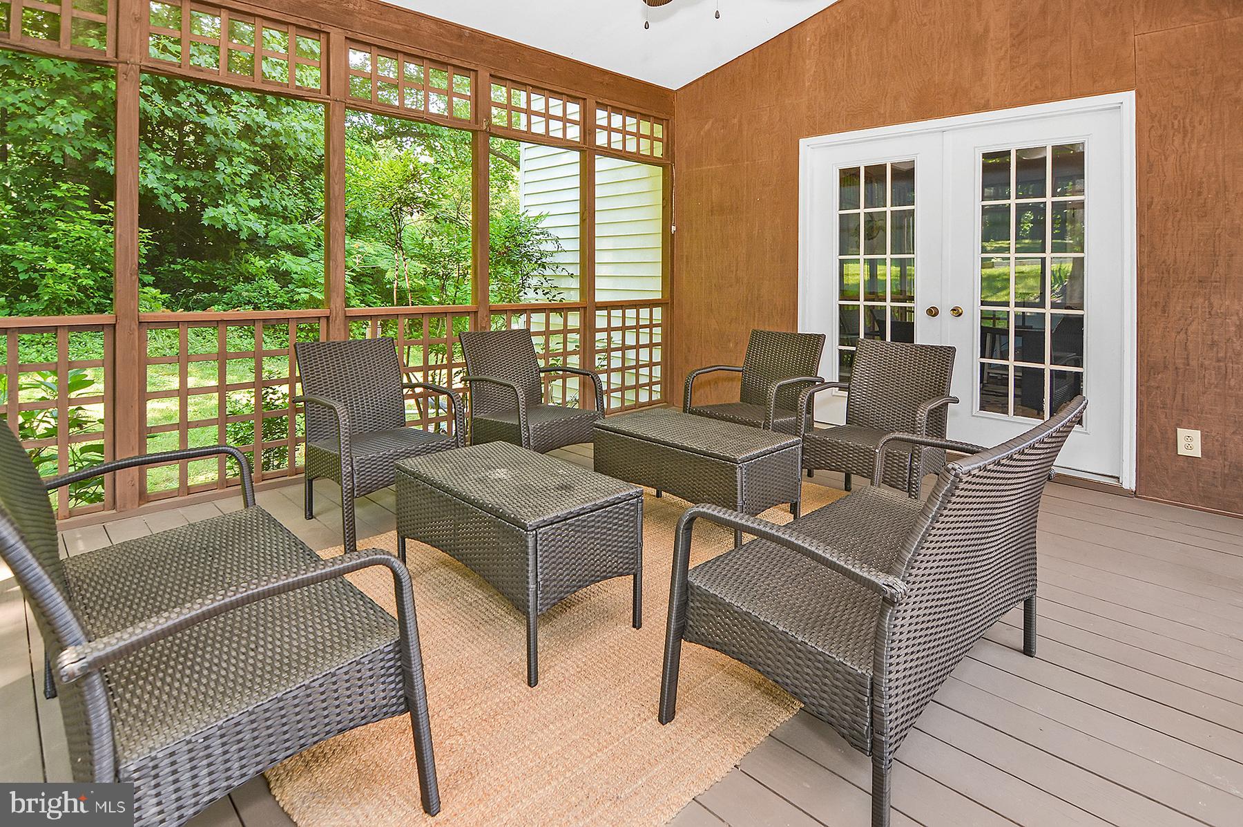 BAY COUNTRY - Residential Lease