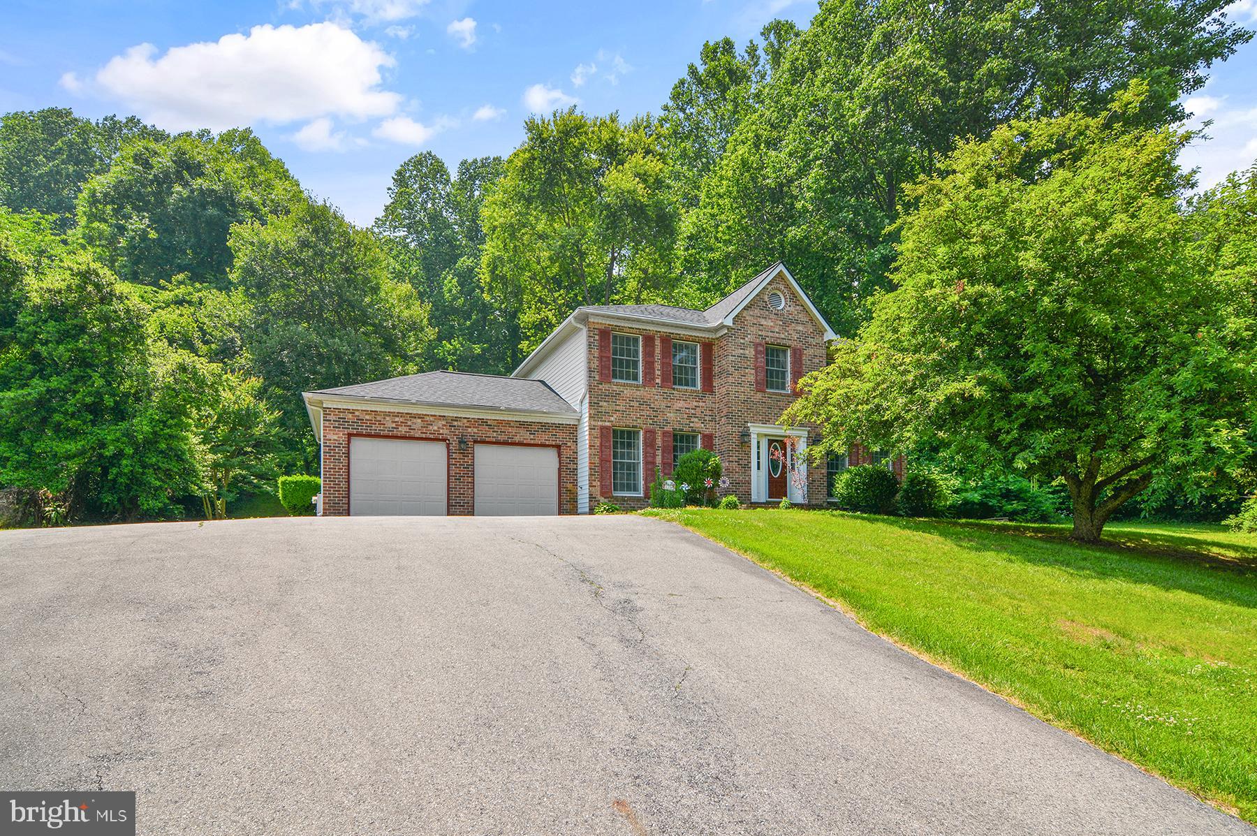 BAY COUNTRY - Residential Lease