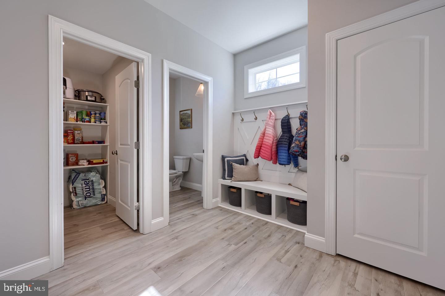 CORNWALL JUNCTION - Residential