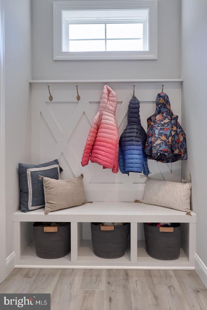 CORNWALL JUNCTION - Residential