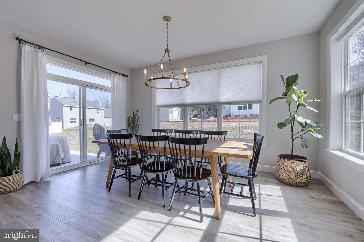 CORNWALL JUNCTION - Residential