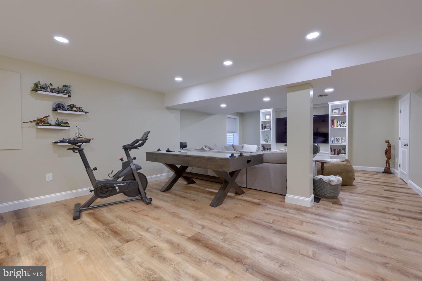 CORNWALL JUNCTION - Residential