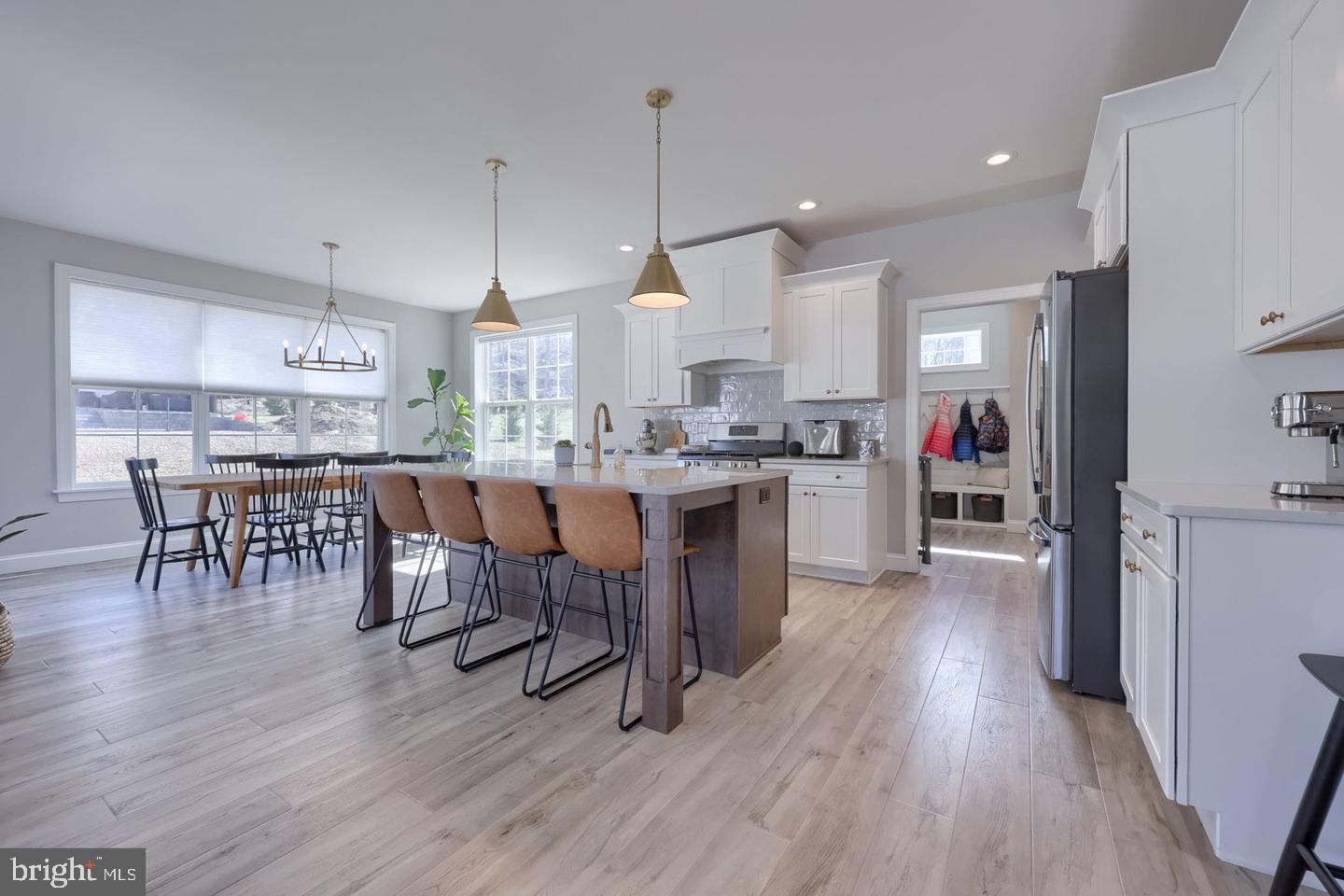 CORNWALL JUNCTION - Residential