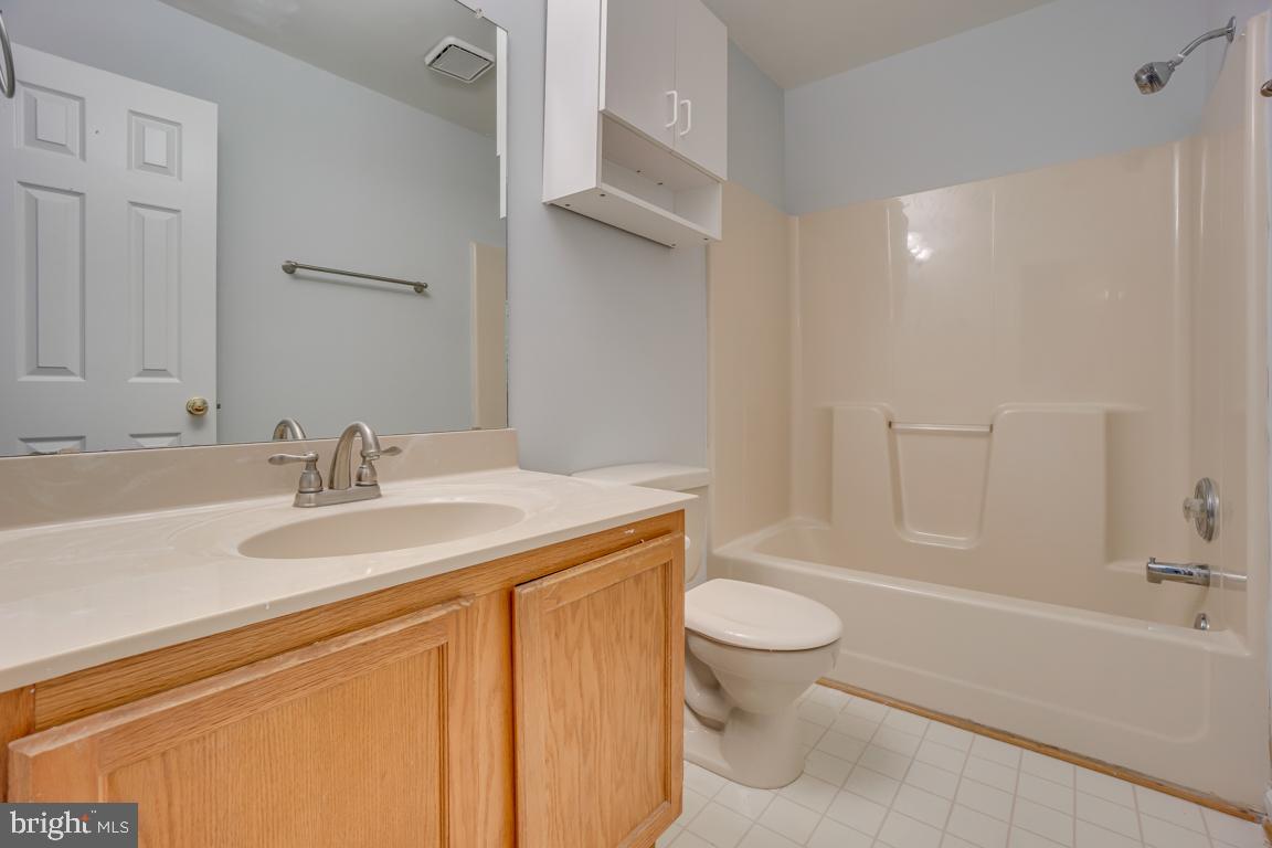 HOLLEYBROOKE/COBBLESTONE - Residential