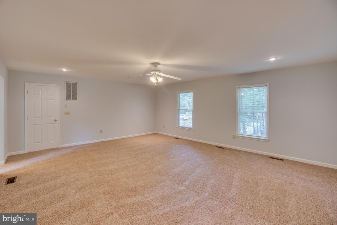 HOLLEYBROOKE/COBBLESTONE - Residential