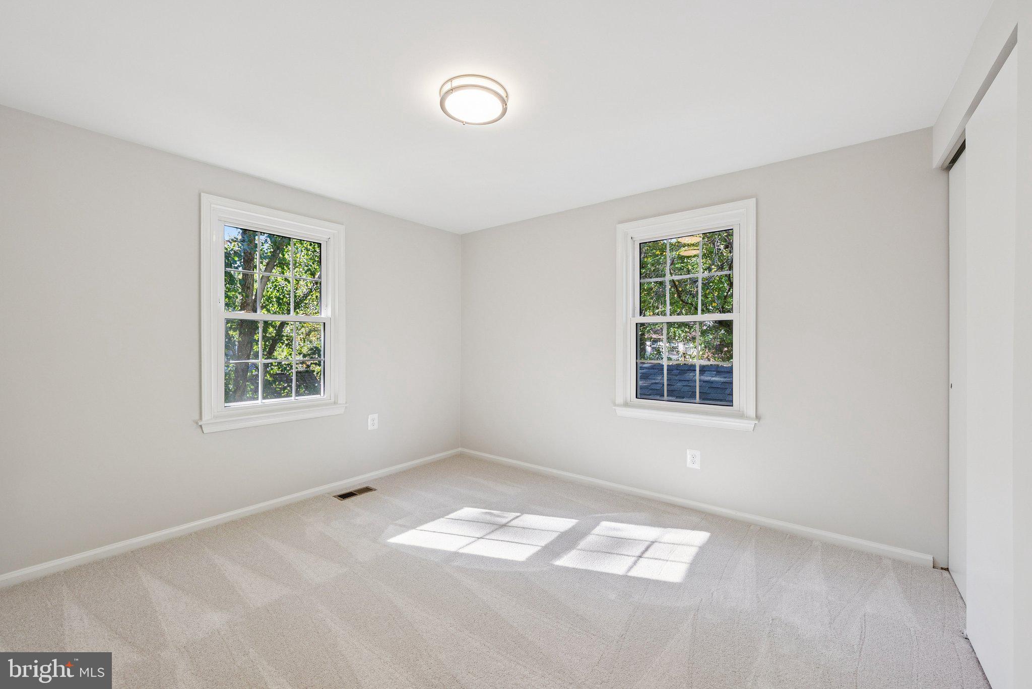 BURKE CENTRE - Residential