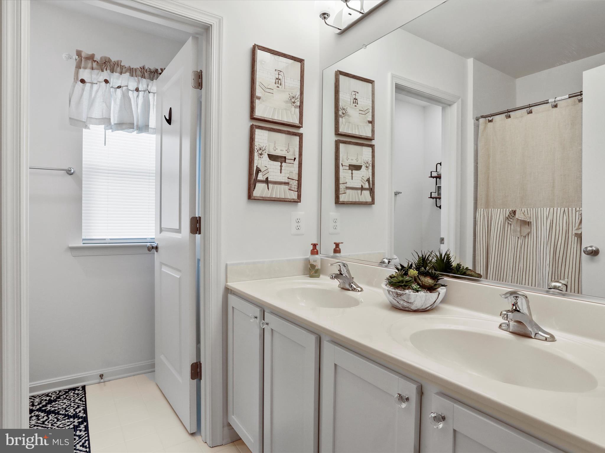 HARVEST HILLS - Residential