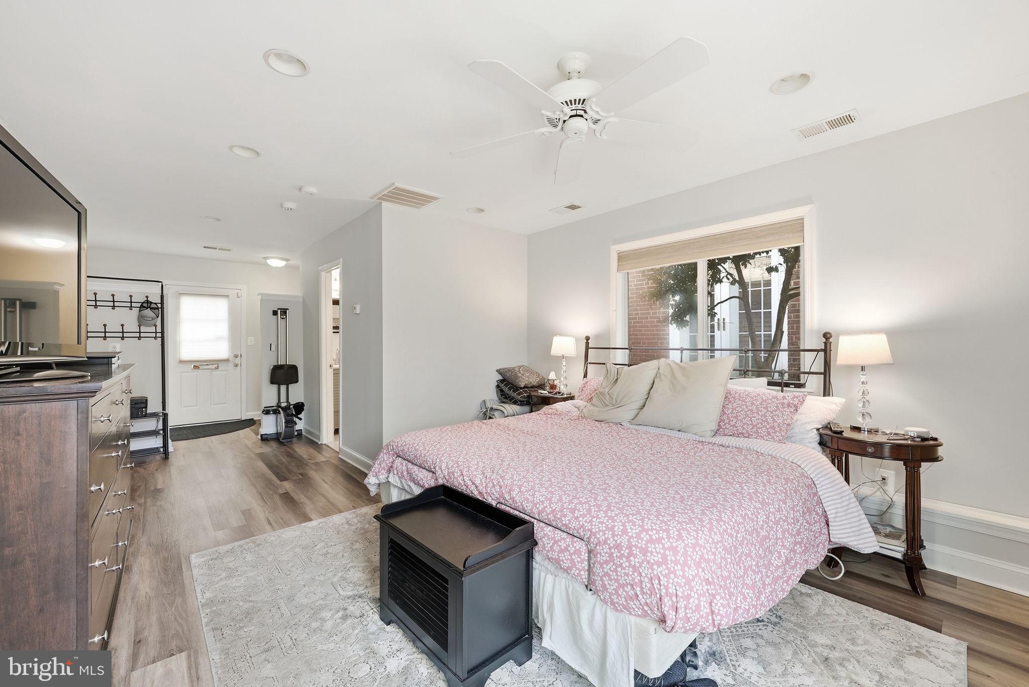 POPLAR HEIGHTS - Residential