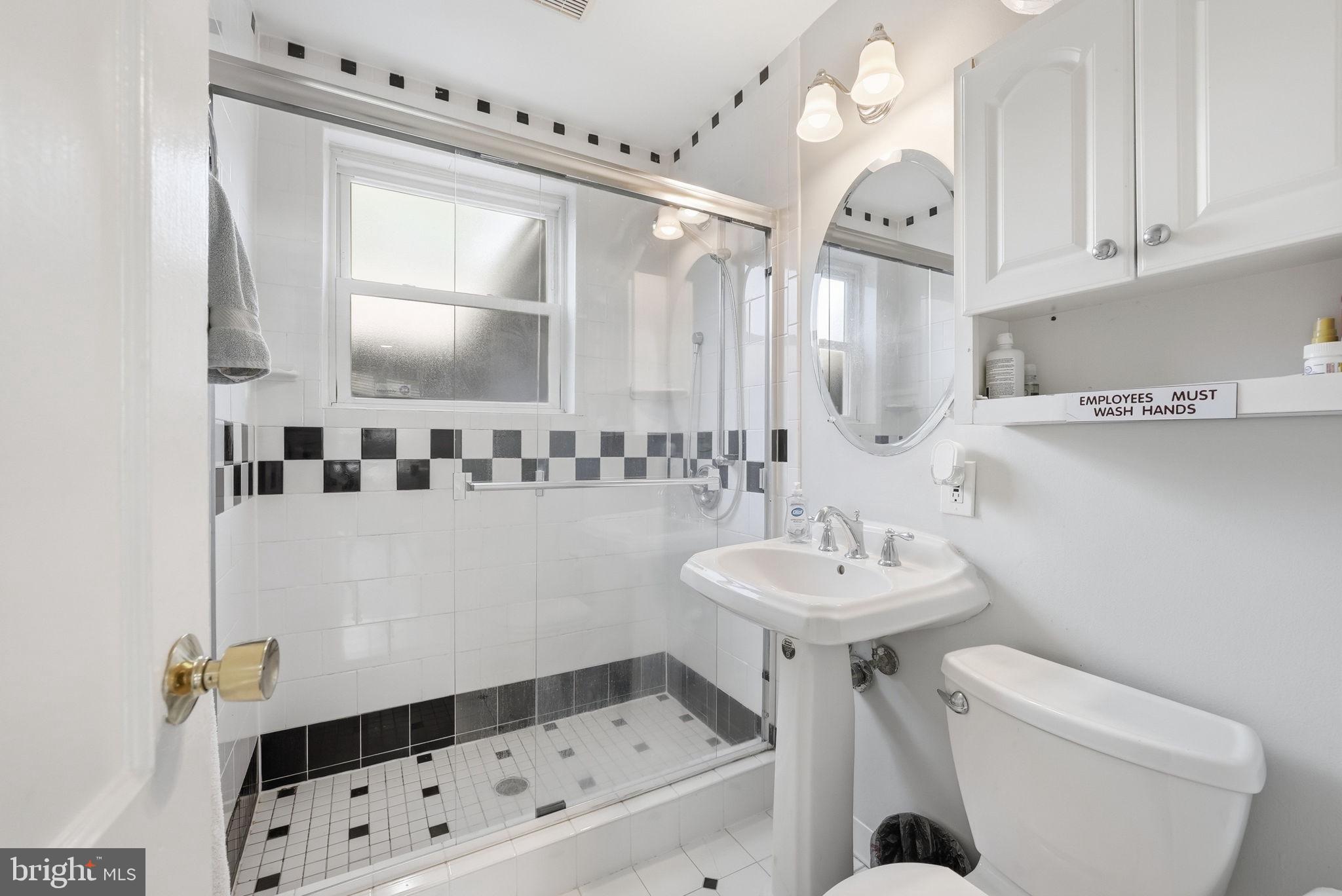 POPLAR HEIGHTS - Residential