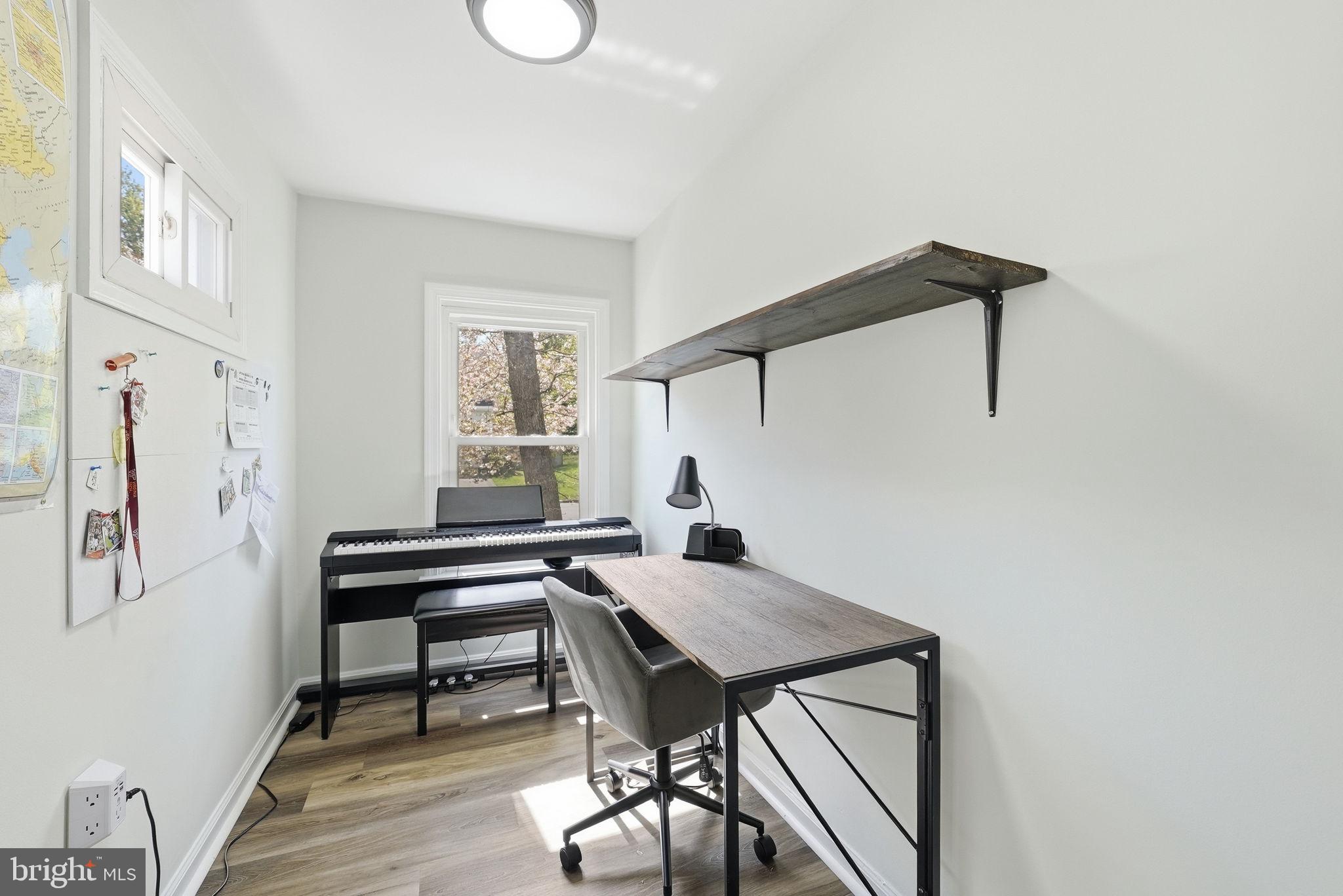 POPLAR HEIGHTS - Residential