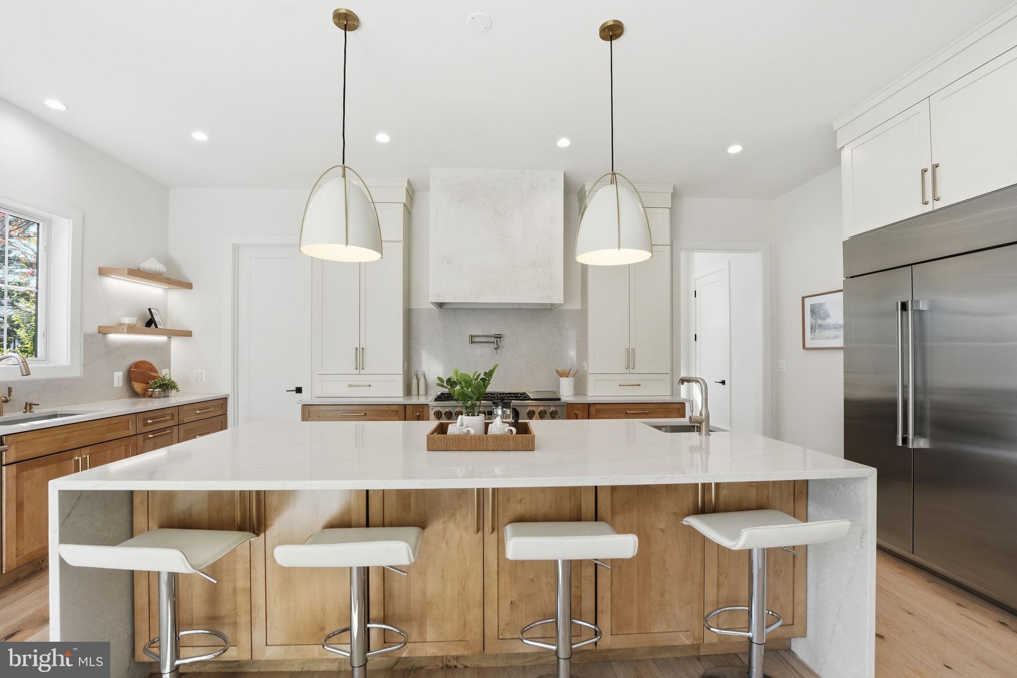 VIENNA WOODS - Residential