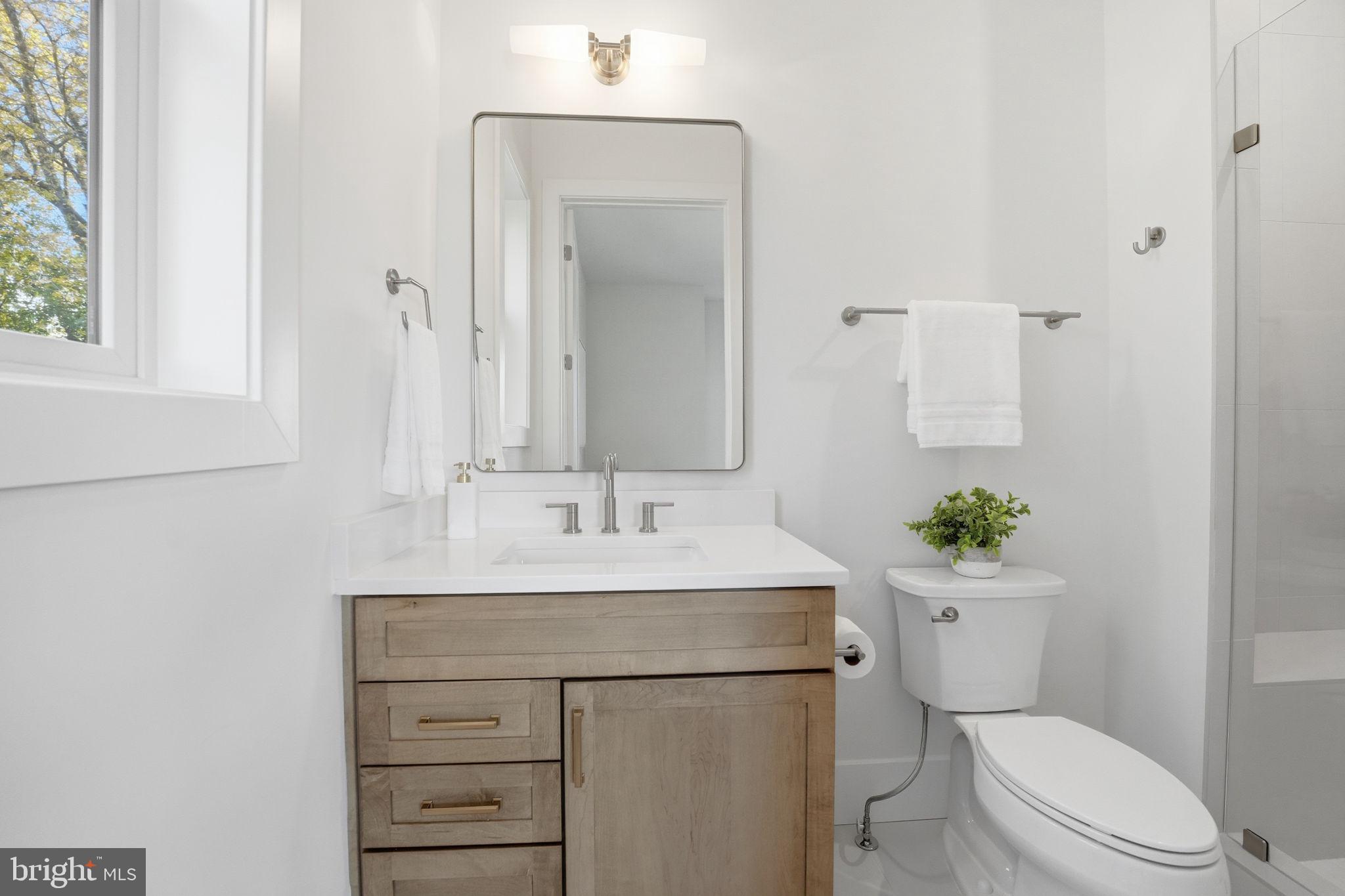 VIENNA WOODS - Residential