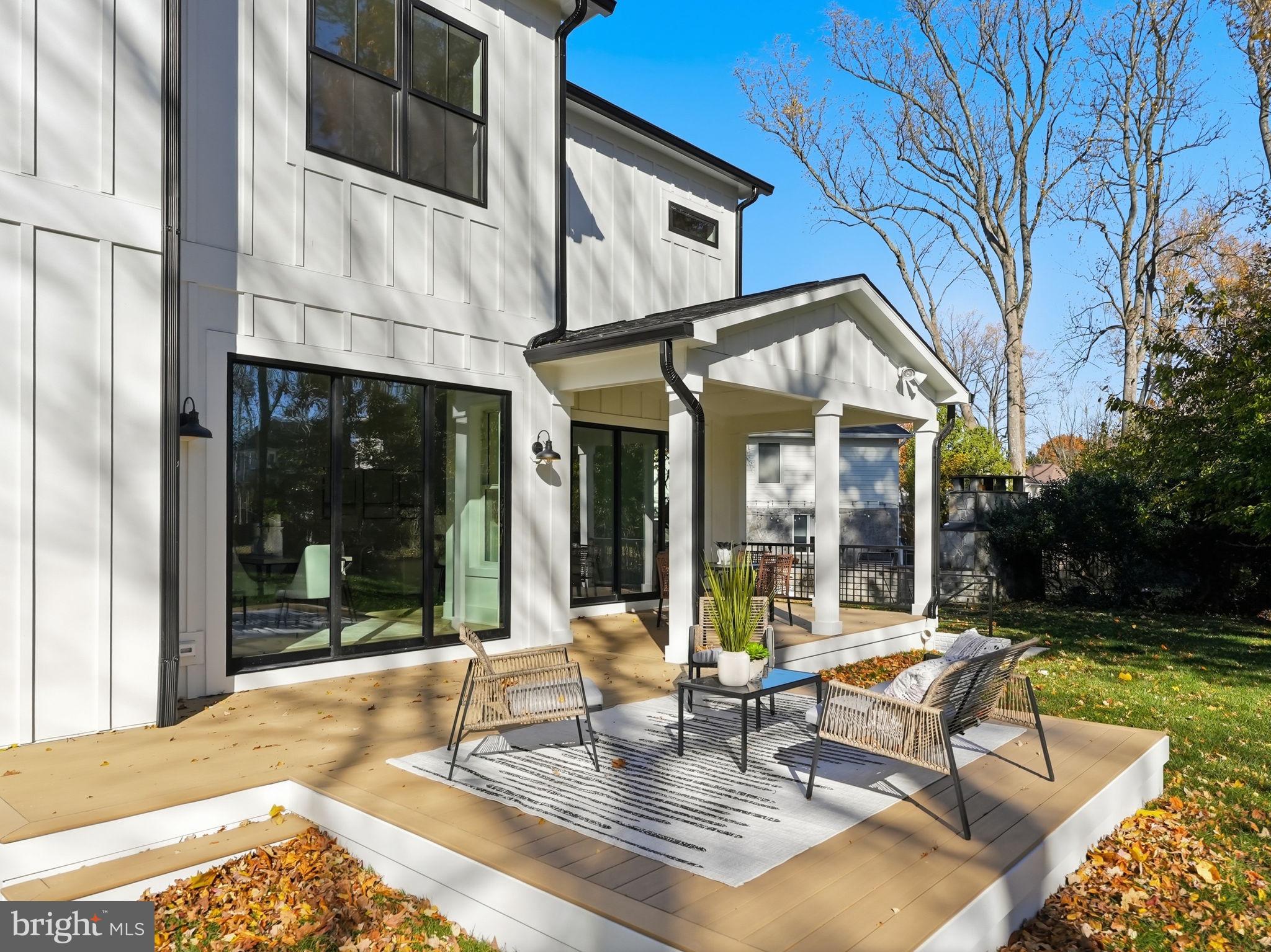 VIENNA WOODS - Residential