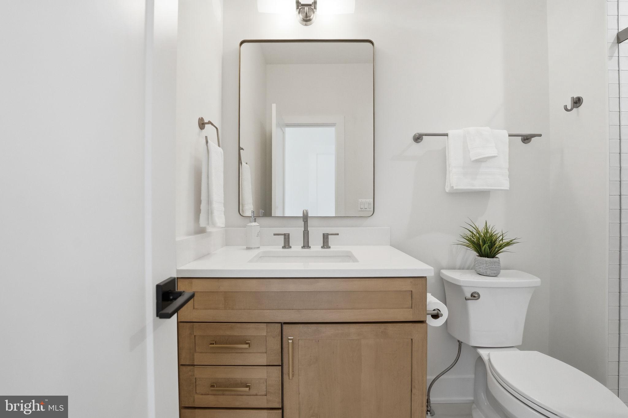 VIENNA WOODS - Residential