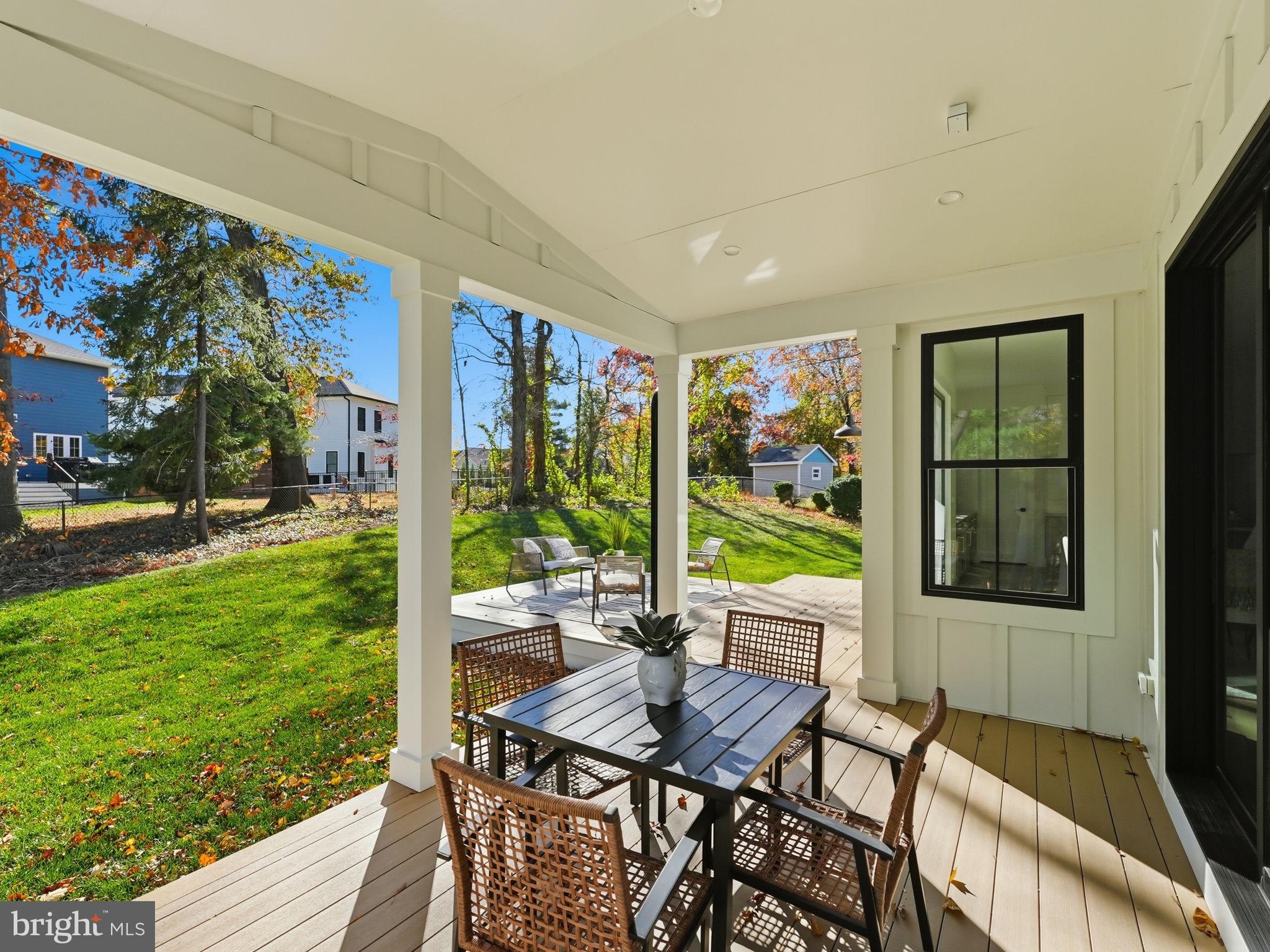 VIENNA WOODS - Residential