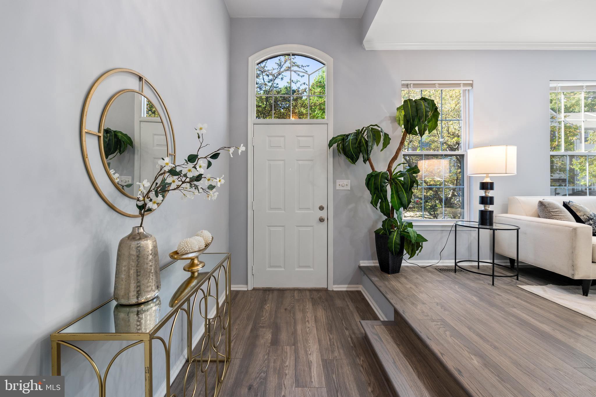 5543 JOWETT COURT