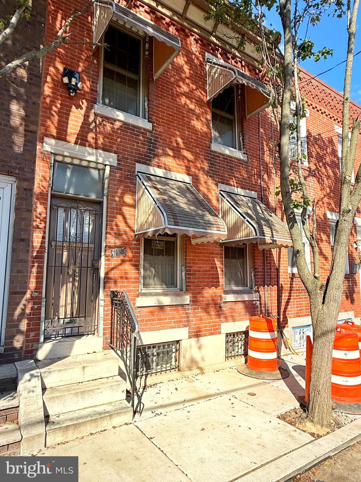 LOWER MOYAMENSING - Residential